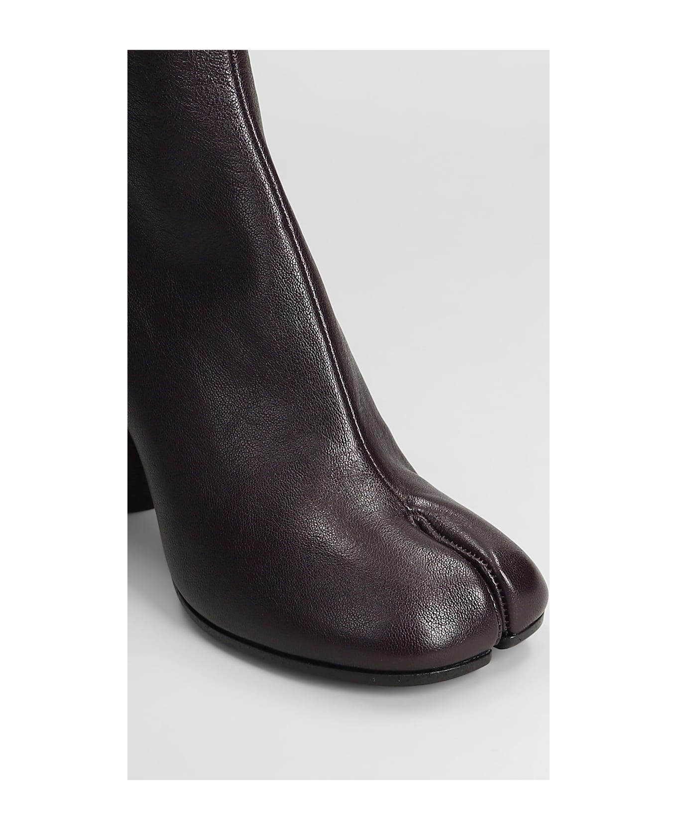 Maison Margiela Tabi High Heels Ankle Boots In Viola Leather - Viola