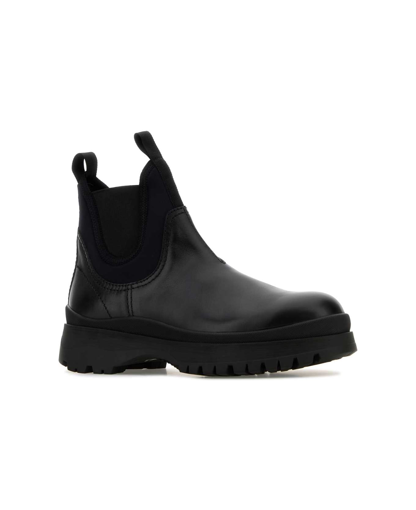 Prada Black Leather Ankle Boots - NERO ブーツ