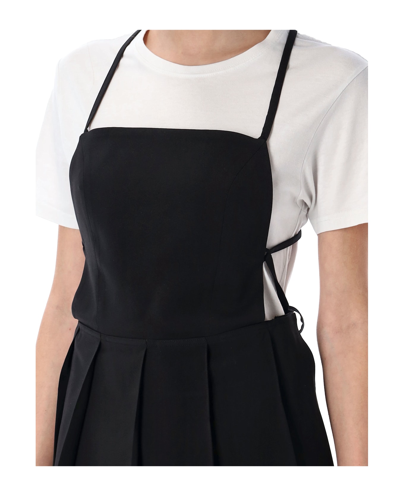 Low Classic Pleated Mini Dress - BLACK