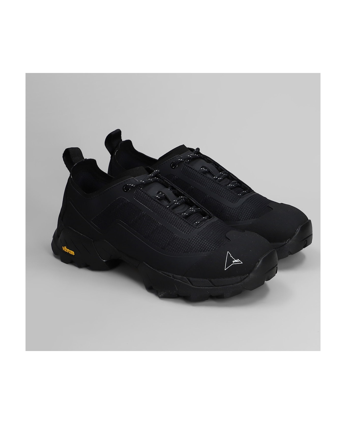 ROA Katharina Light Sneakers In Black Fabric - black