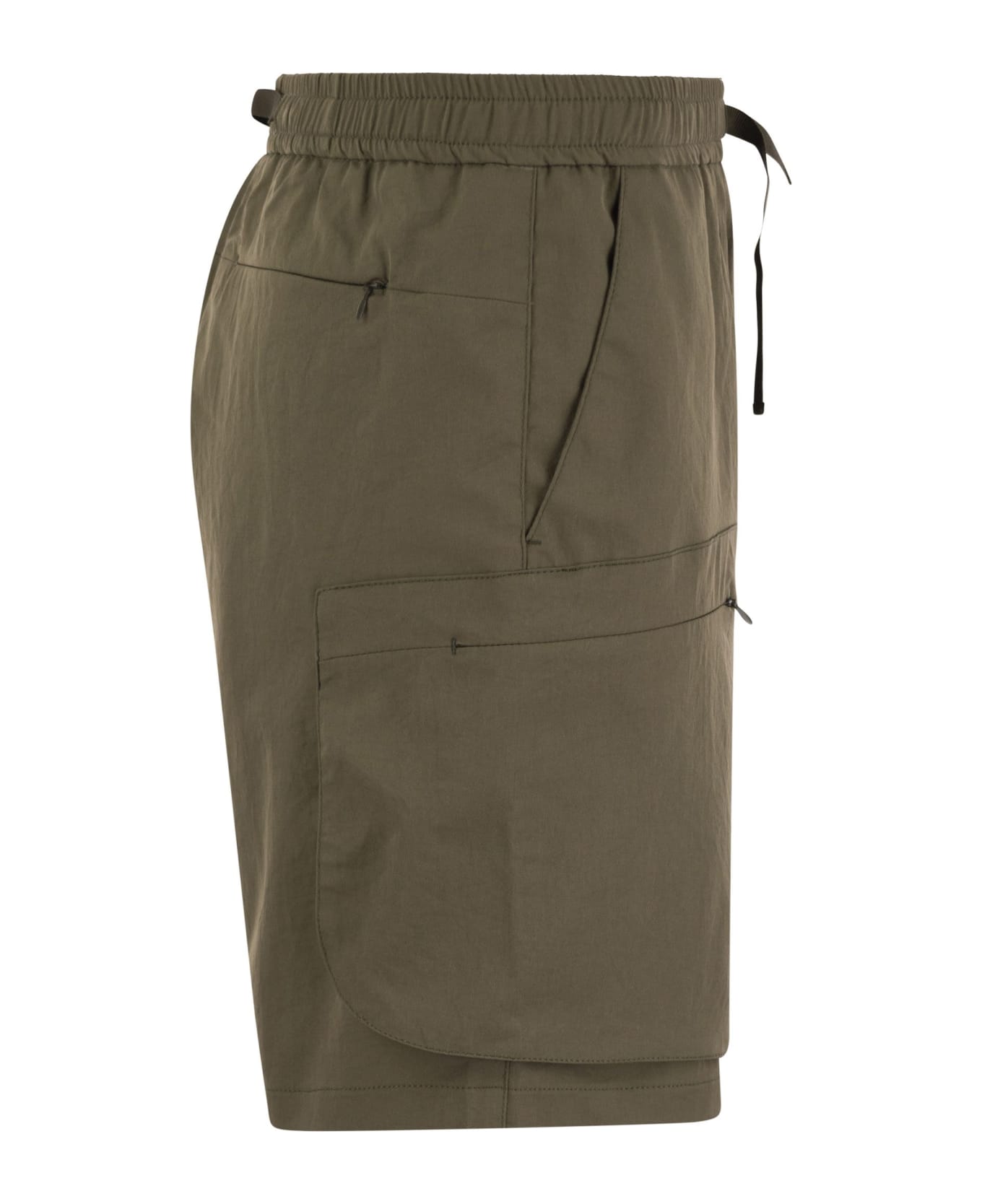 Colmar Bermuda Shorts In Technical Fabric With Drawstring - Military Green ショートパンツ