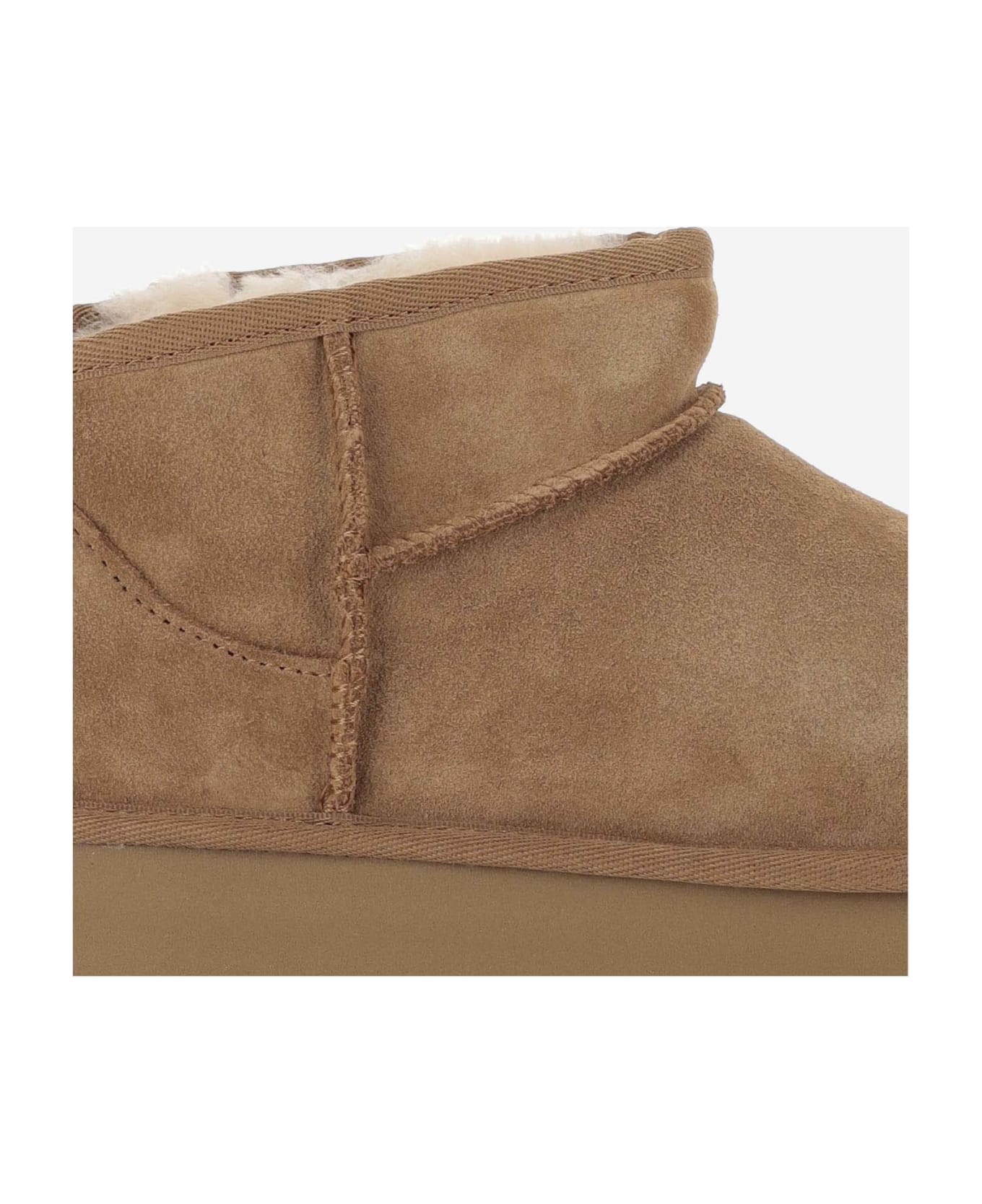 UGG Classic Ultra Mini Platform Boots - CHESTNUT