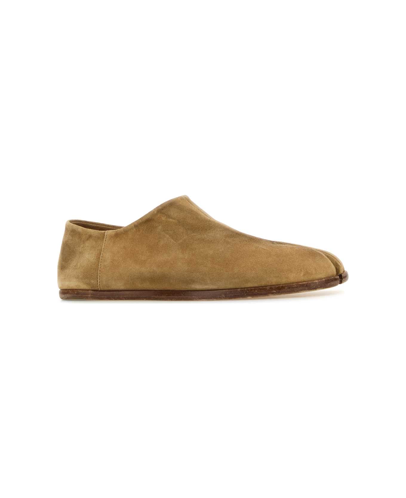 Maison Margiela Camel Suede Tabi Loafers - MEDALBRONZE
