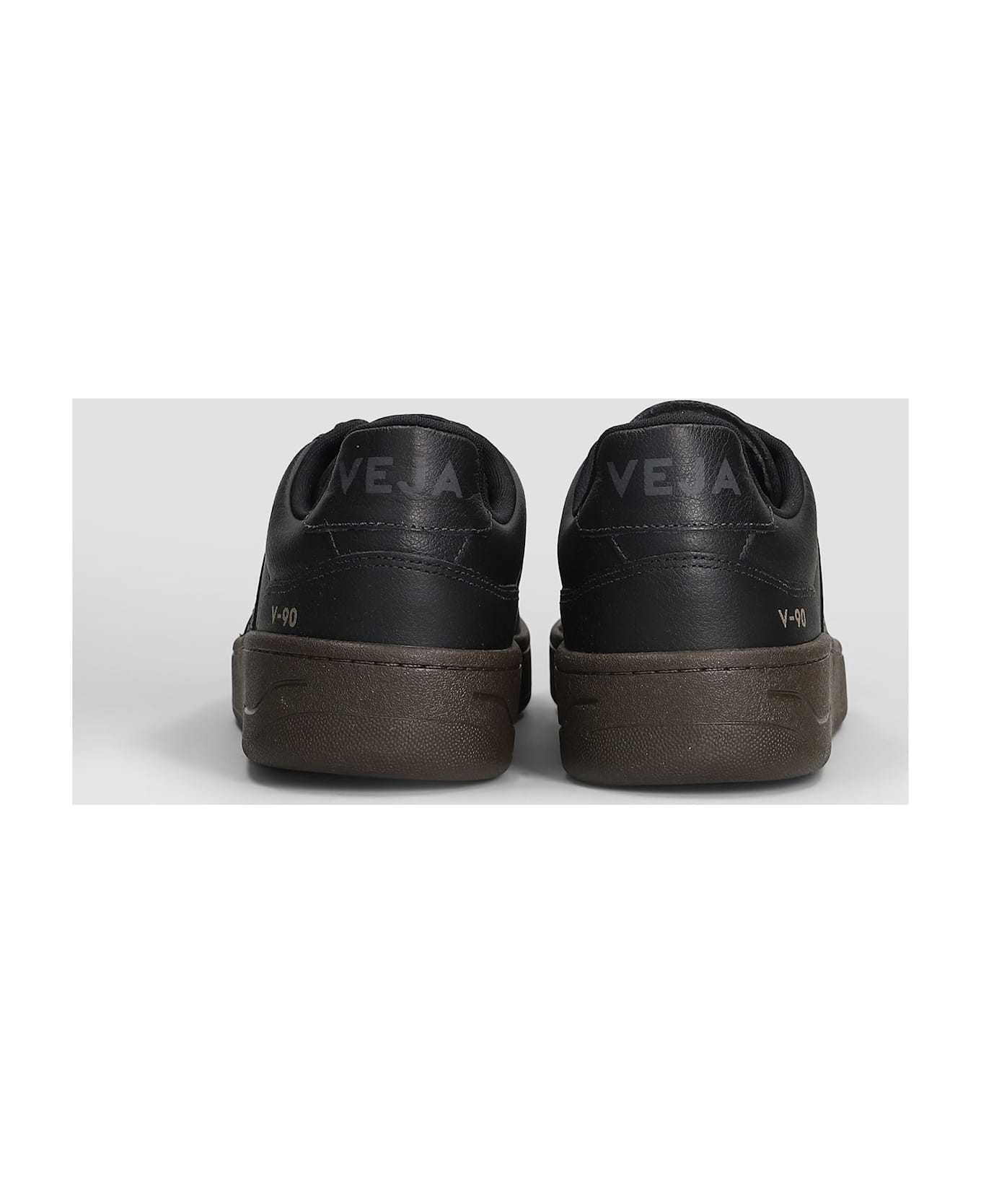 Veja V-90 O.t Sneakers In Black Leather - black