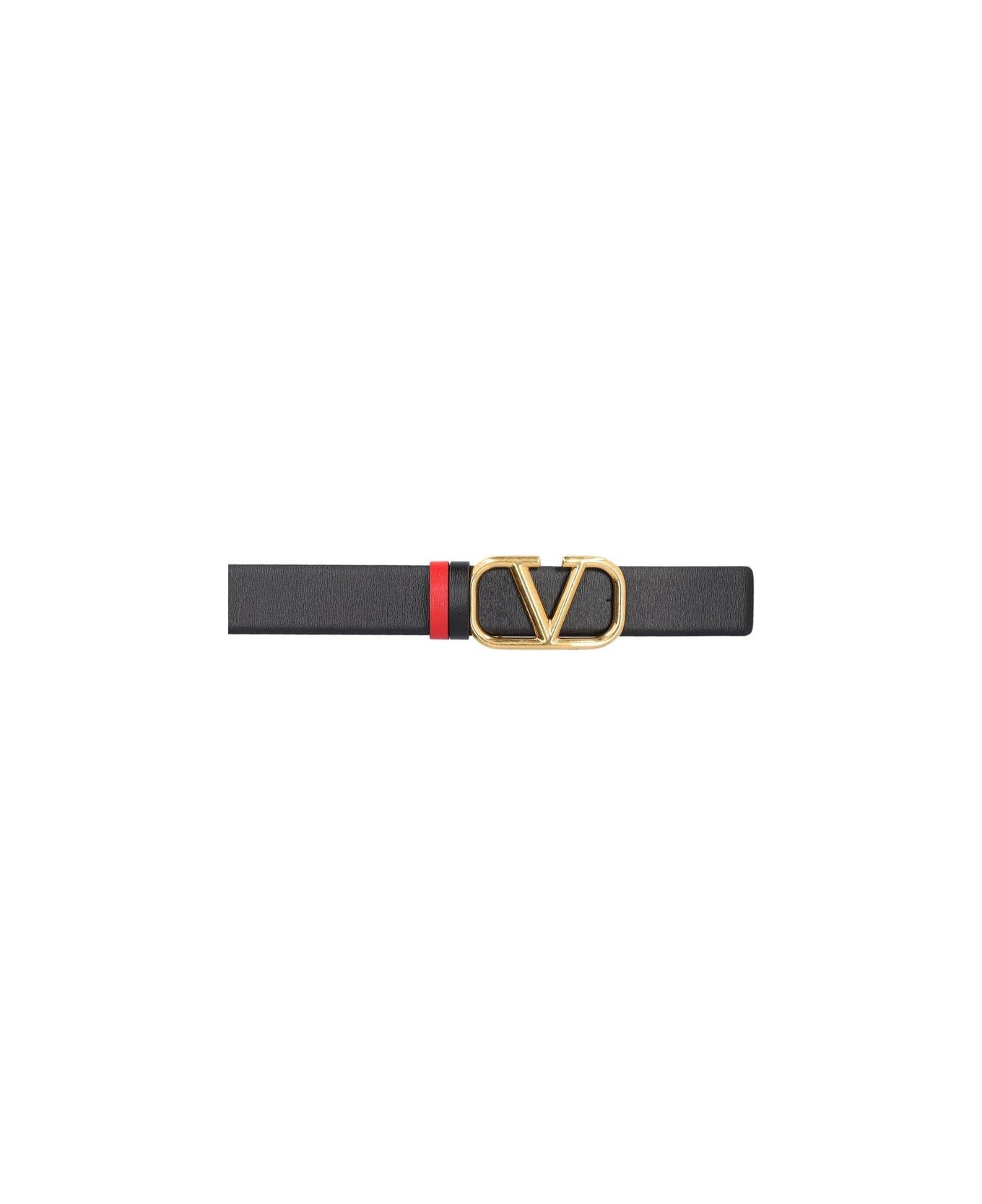 Valentino Garavani Vlogo Signature Buckled Reversible Belt