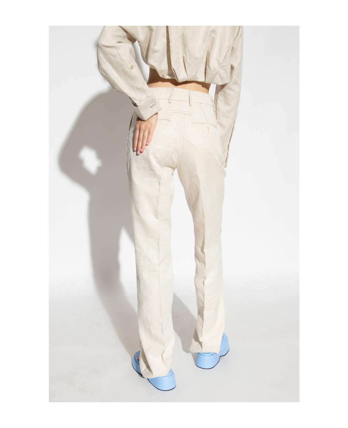 Jacquemus 'camargue' Pleat-front Trousers - BEIGE ボトムス