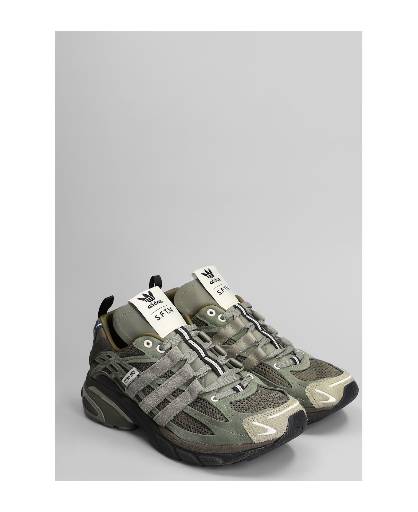 Adidas Adistar Cushion Sneakers In Green Suede And Fabric - green