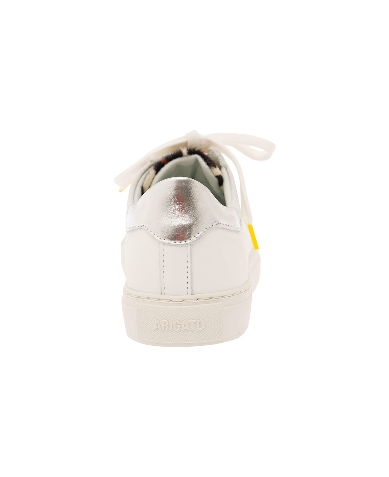 Axel Arigato White Low-top Sneakers Wit Metallic Heel Tab In Smooth Leather Woman - White スニーカー