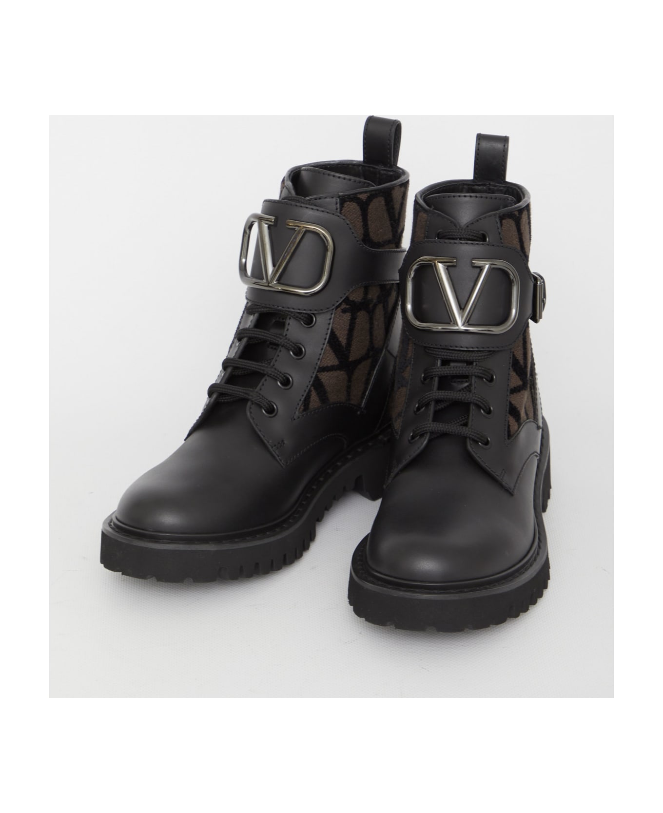 Valentino Garavani Vlogo Signature Combat Boots - Black