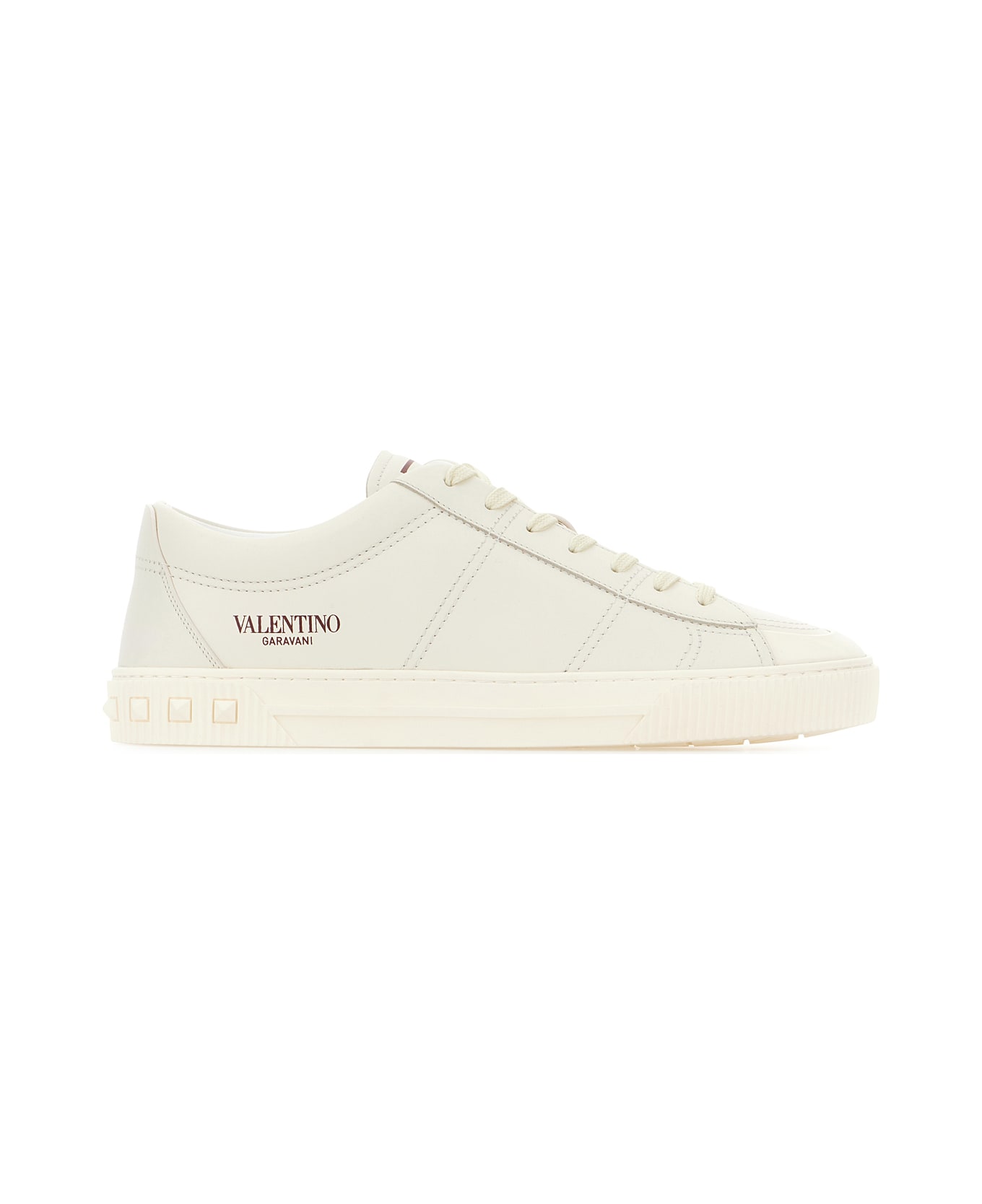 Valentino Garavani Chalk Leather Sneakers - 098