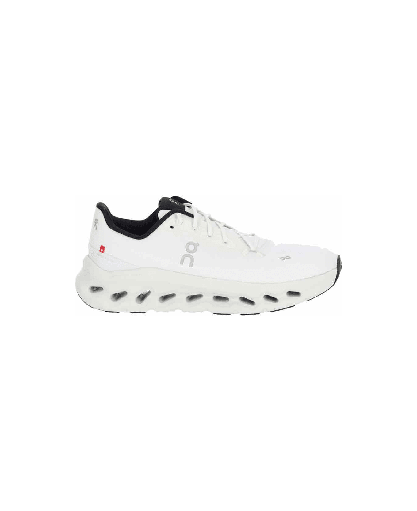ON 'cloudtilt' Sneakers - White