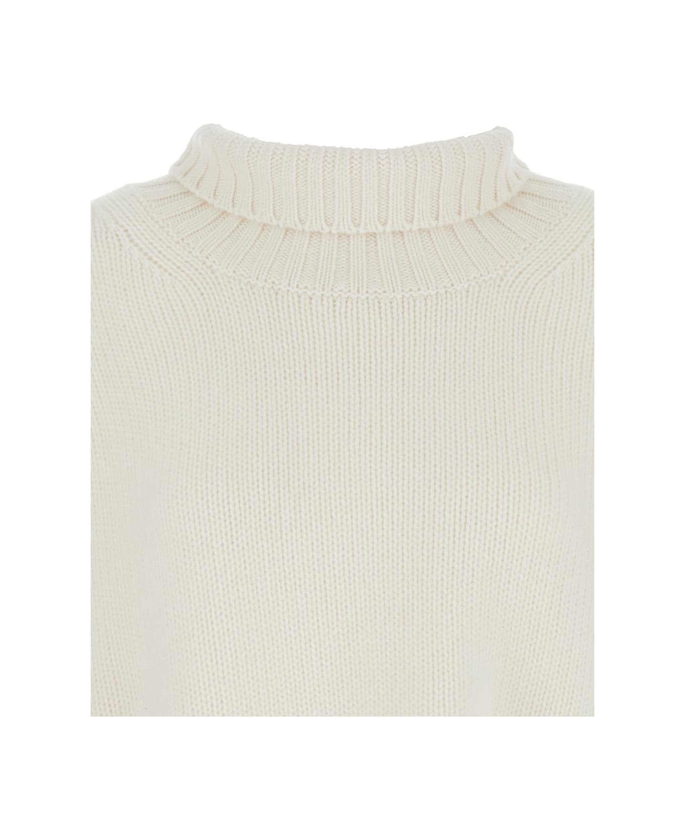 Goat 
girlfriend
 White Turtleneck Sweater With Ribbed Trims In Cashmere Woman - White
