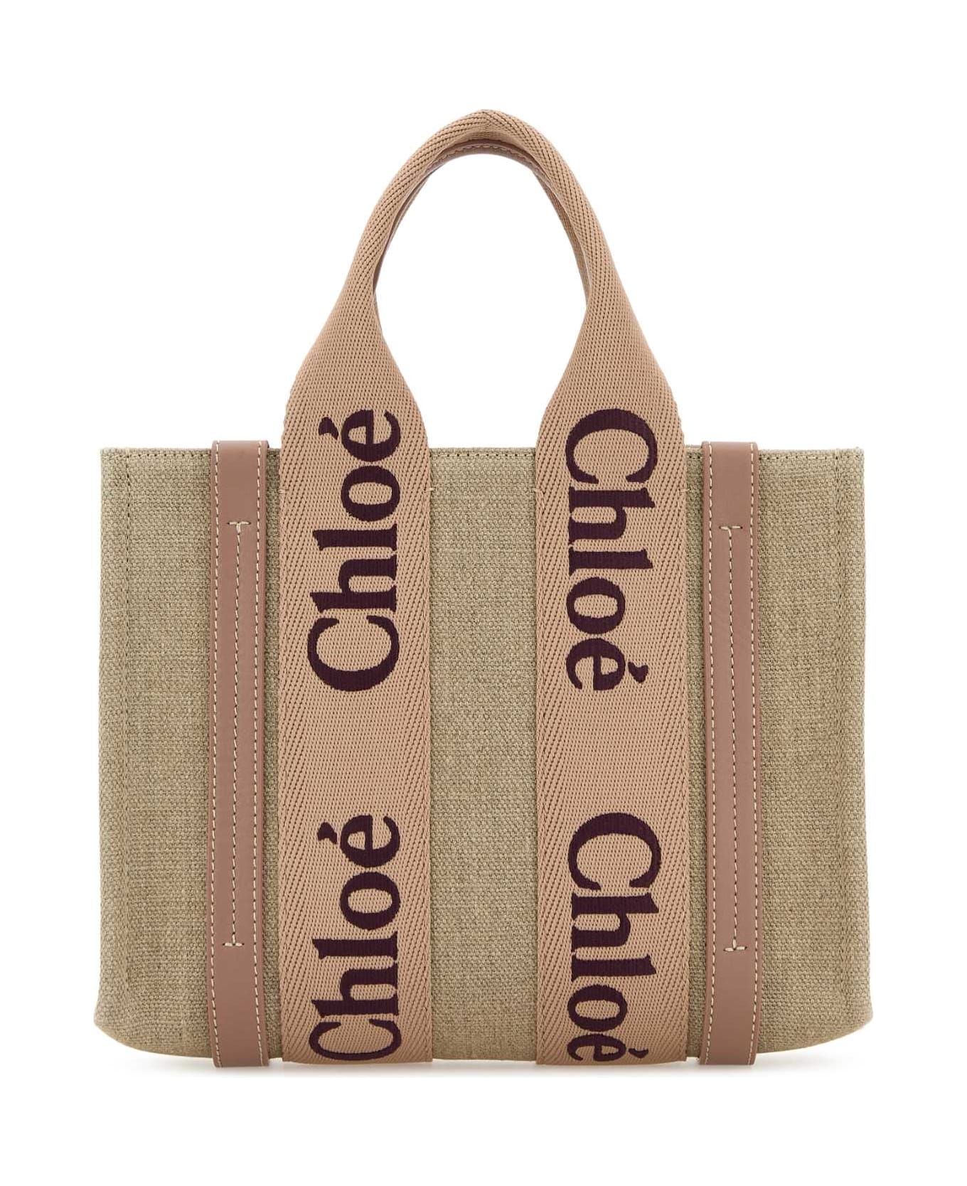 トートバッグ CHLOE Multicolor Linen Woody Shopping Bag Chloe Large Woody Tote Bag in Multicolor Brown | FWRD