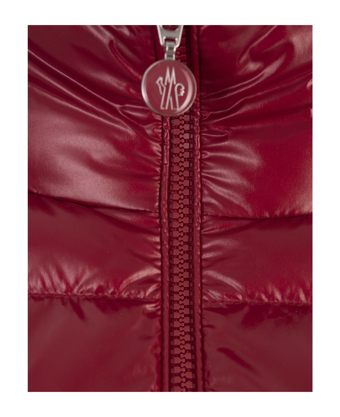 Moncler Red Abbadia Short Down Jacket - Red