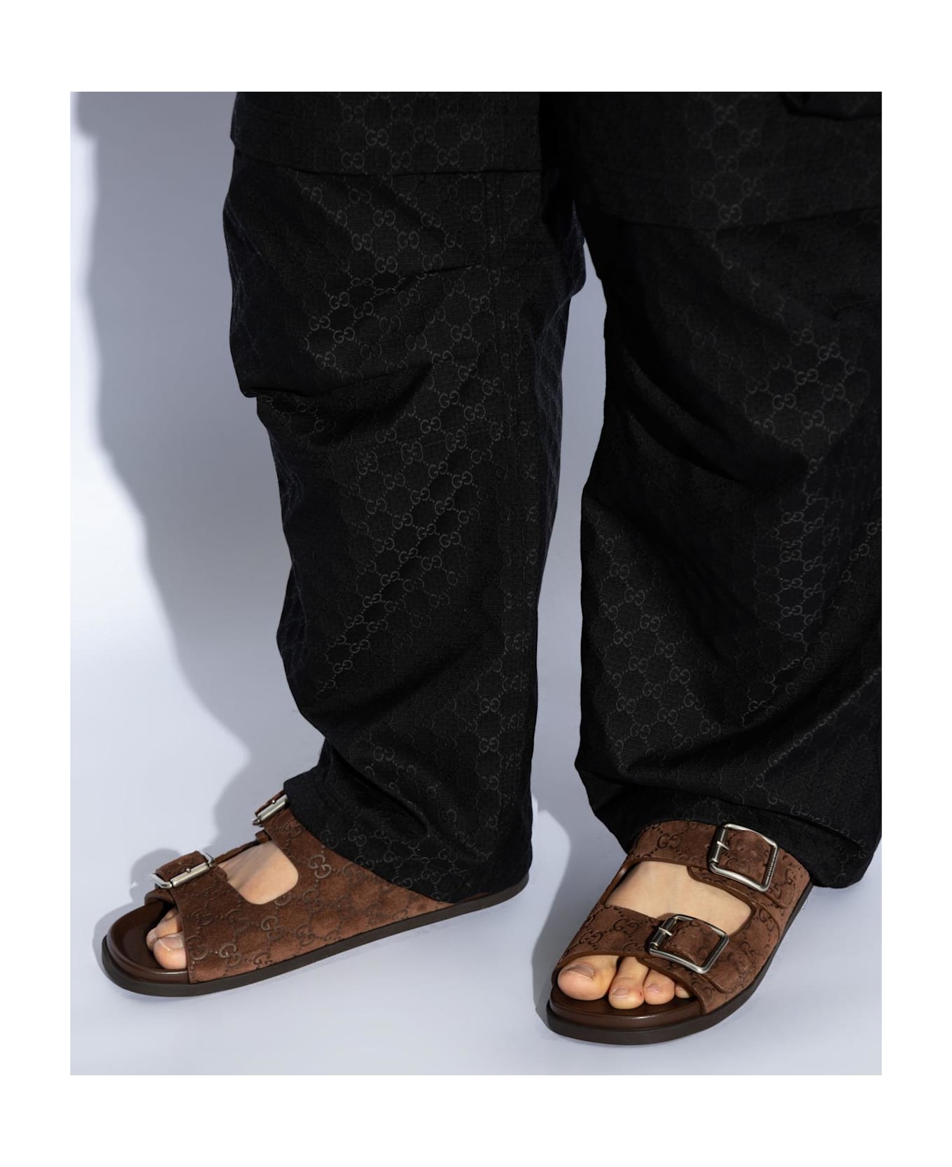 Gucci Suede Slides - BROWN