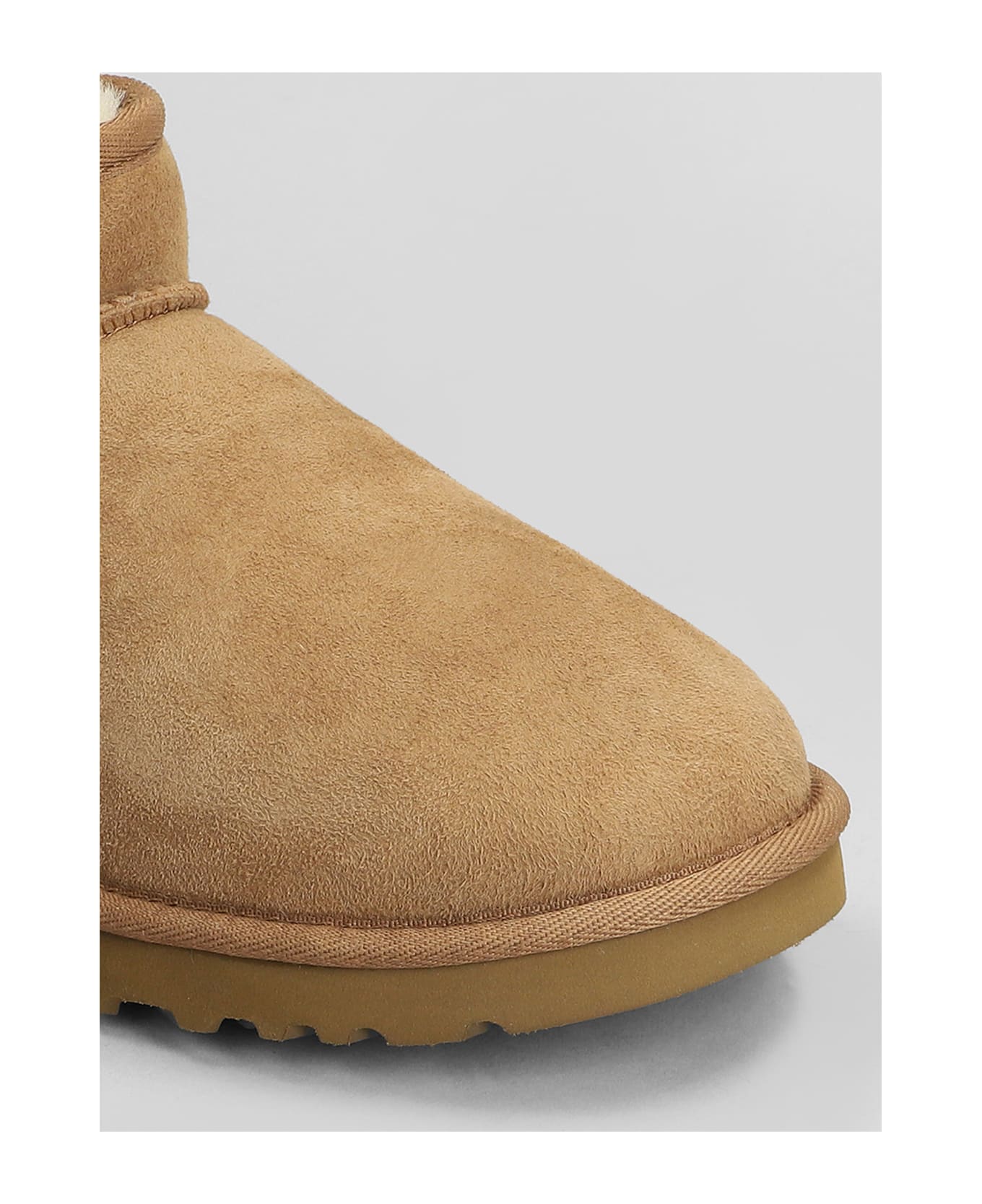 UGG Classic Ultra Mini Low Heels Ankle Boots In Leather Color Suede - leather color