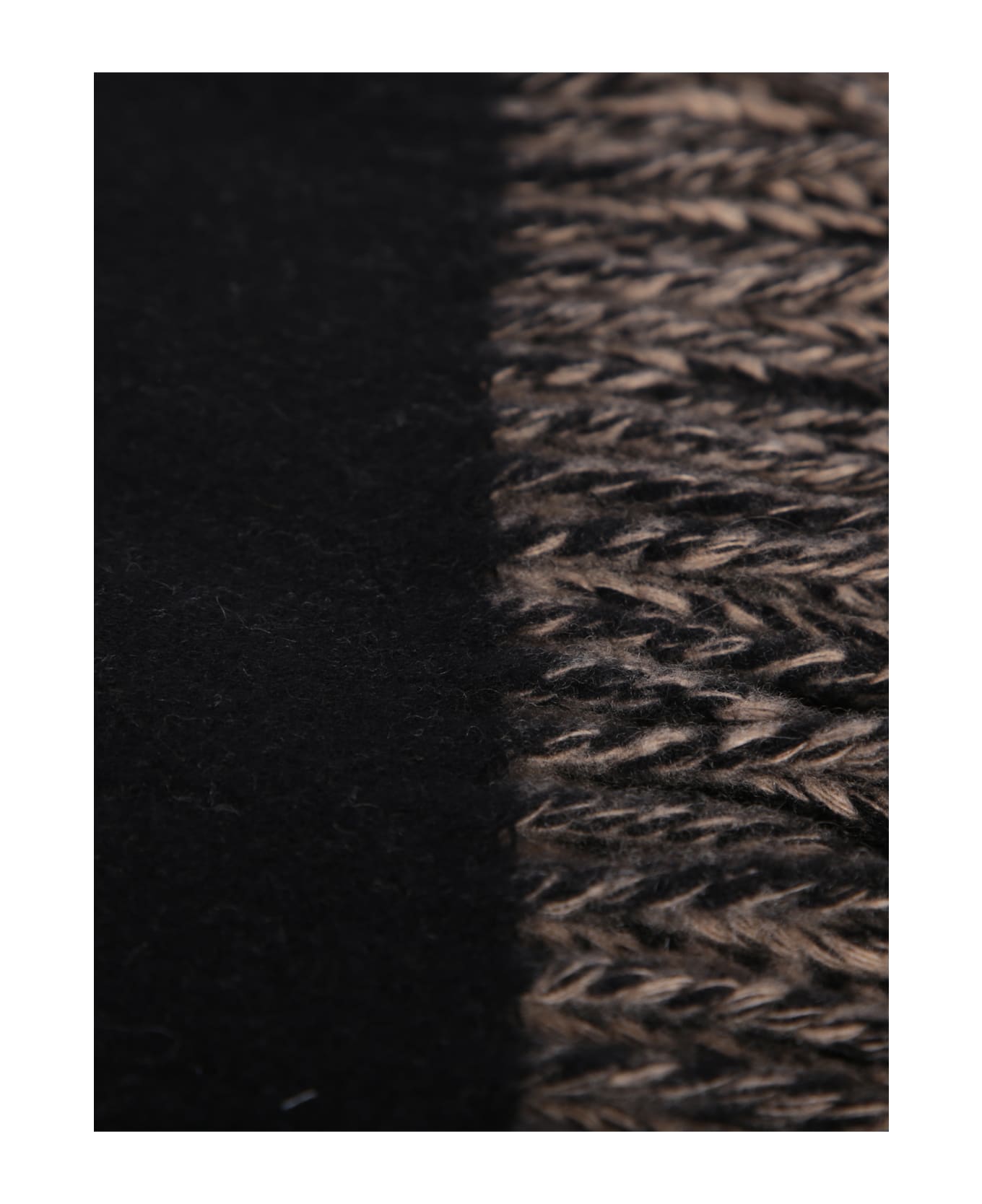 Burberry Black Cashmere Scarf - CAMELBLACK