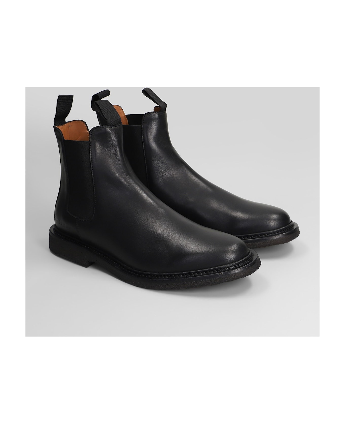 Common Projects Chelsea Ankle Boots In Black Leather - black