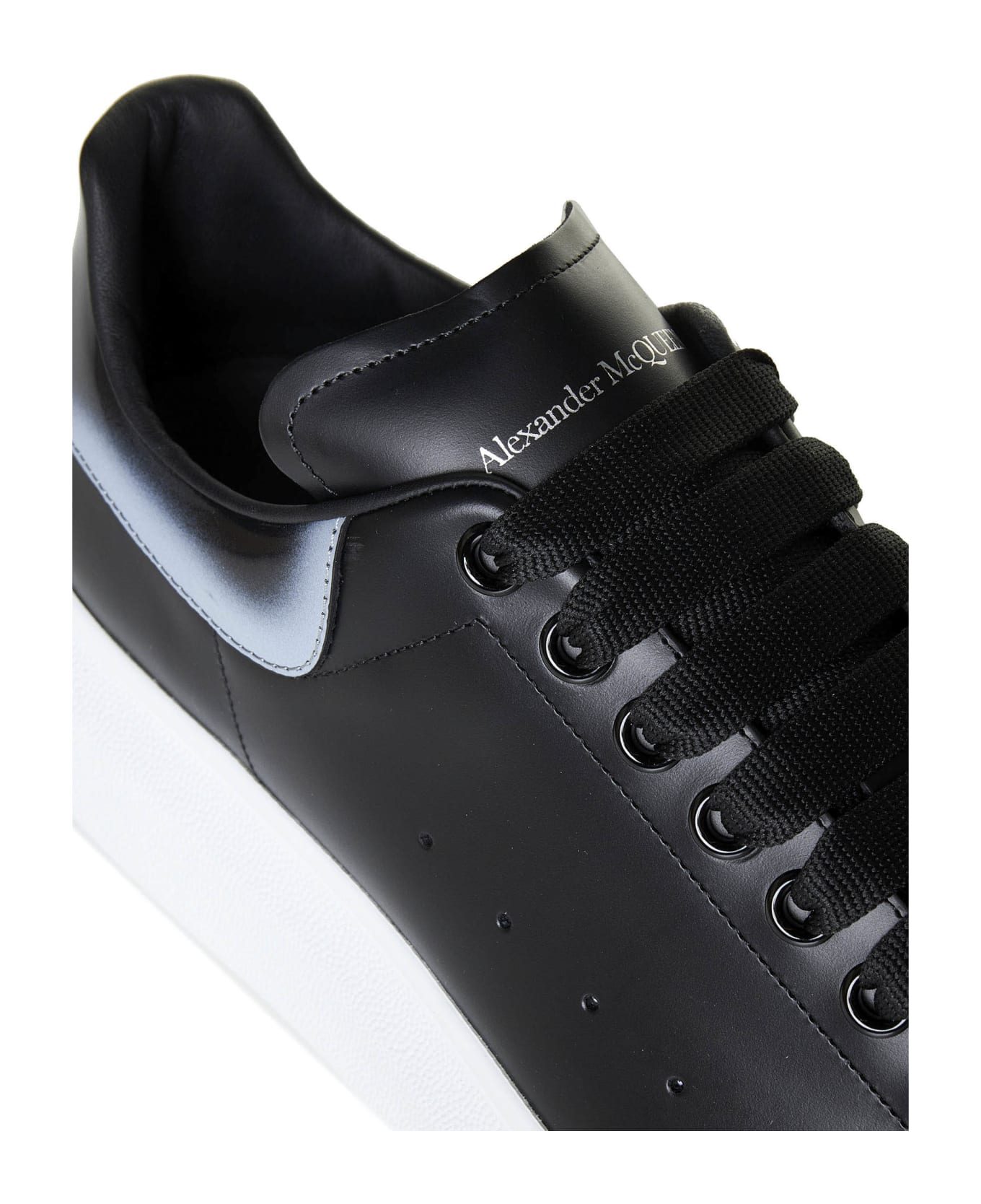 Alexander McQueen Calfskin Sneakers - Black/black/silver