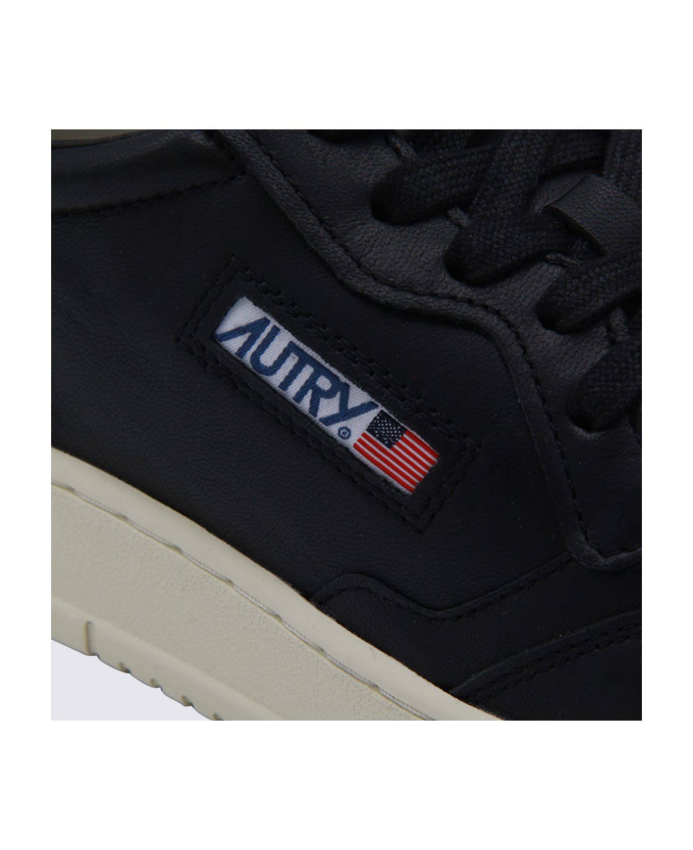Autry Black Leather Medalist Sneakers - Black