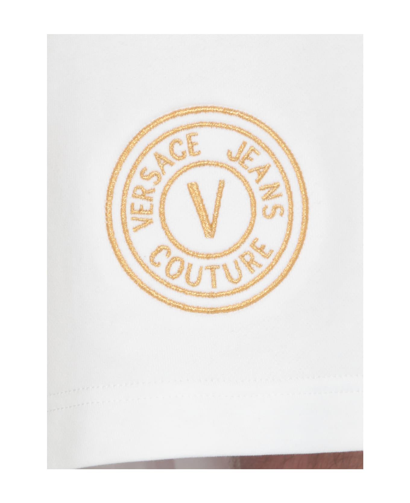 Versace Jeans Couture Bermuda Shorts With Vemblem Logo - White ショートパンツ
