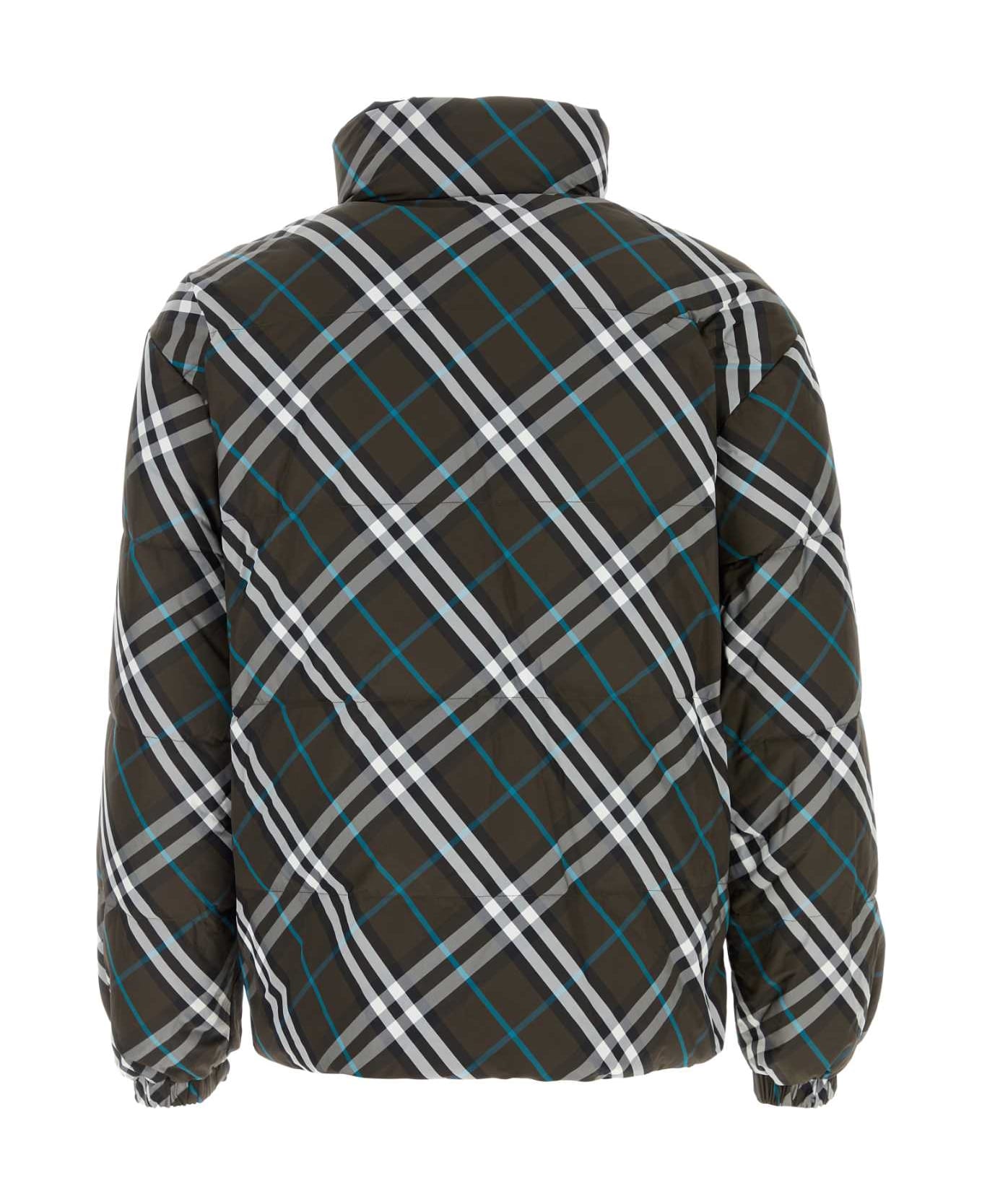 Burberry Printed Nylon Reversible Down Jacket - SNUGIPCHECK