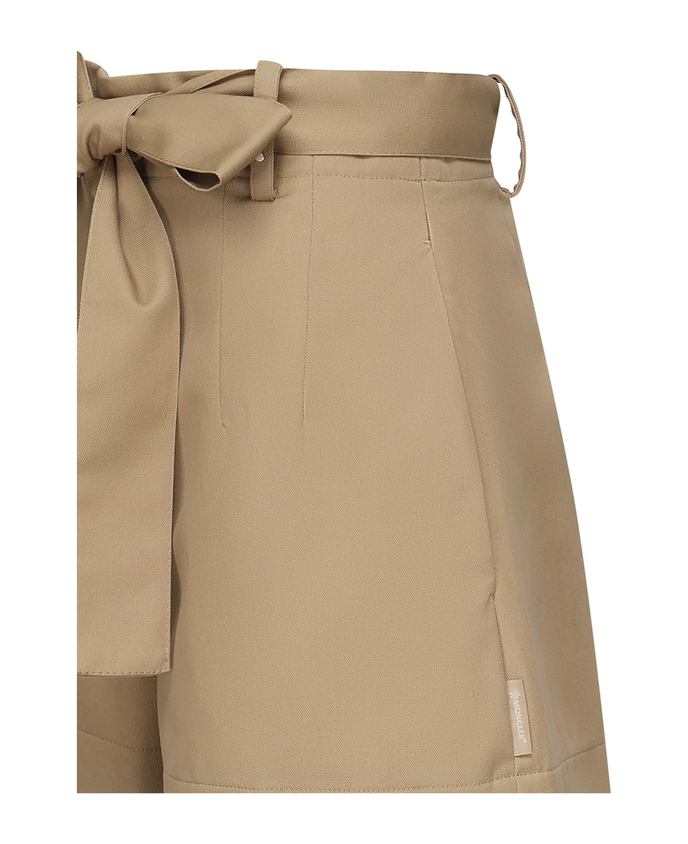 Moncler Pleat Detailed Belted Shorts - KHAKI