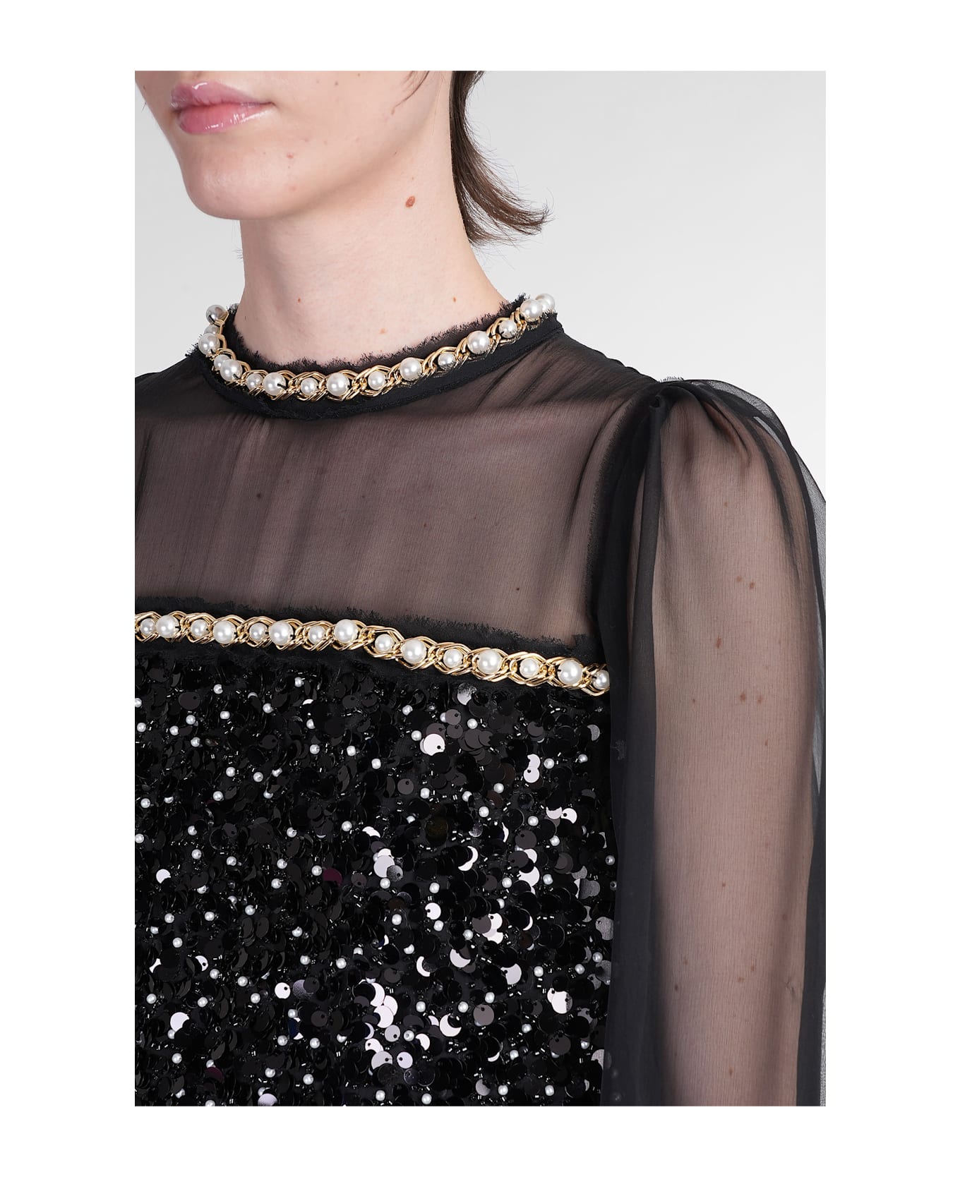 In Black Polyester