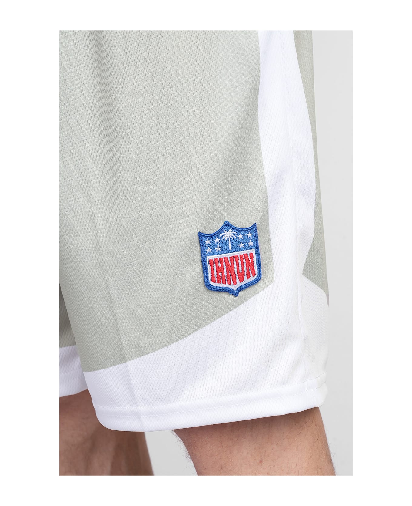 ih nom uh nit Shorts In Green Polyester - green