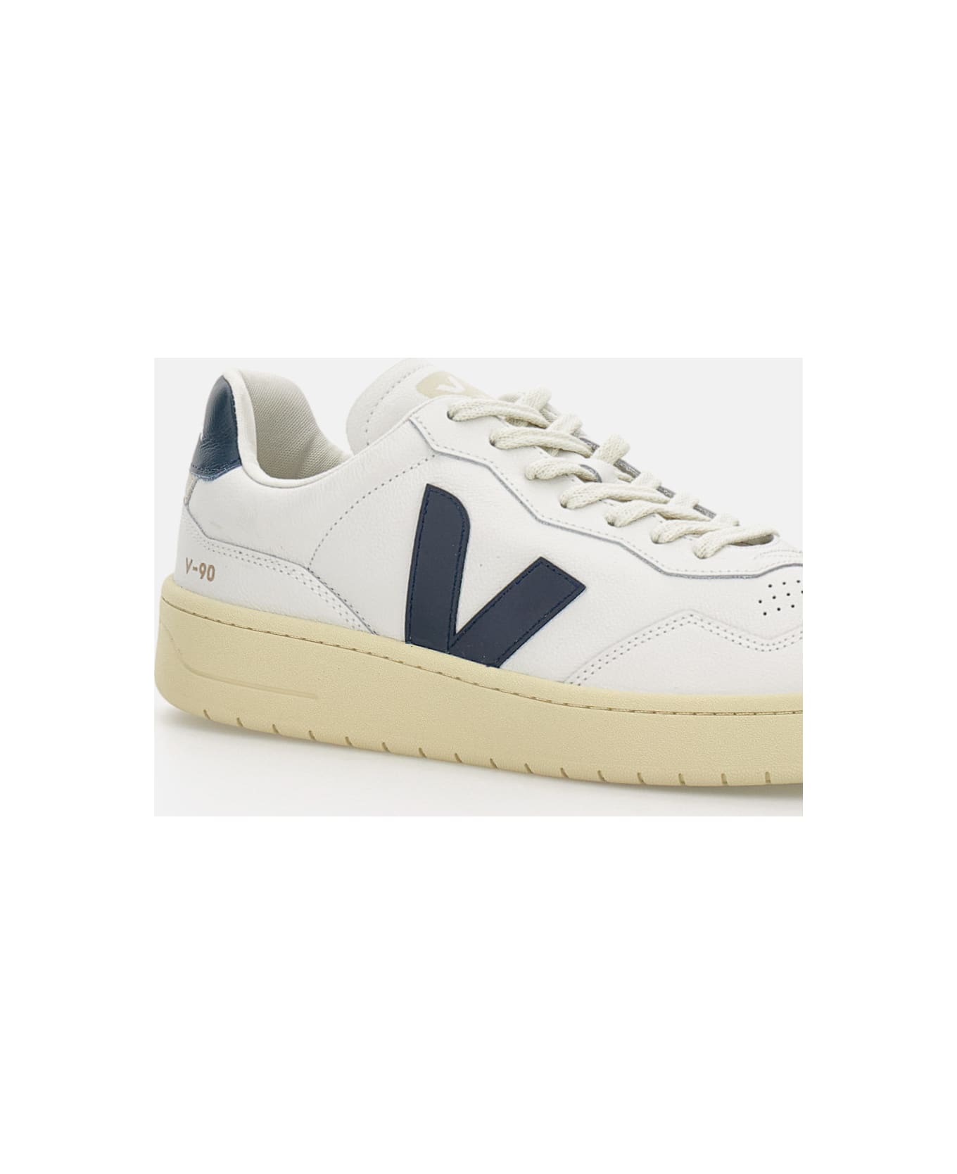 Veja V 90 Sneakers - White