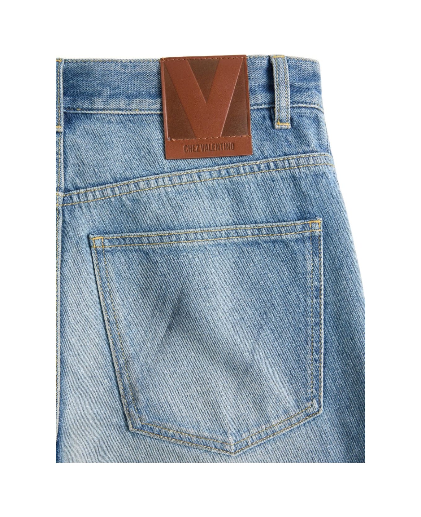 Valentino Garavani Jeans With Logo Appliqué - Blue