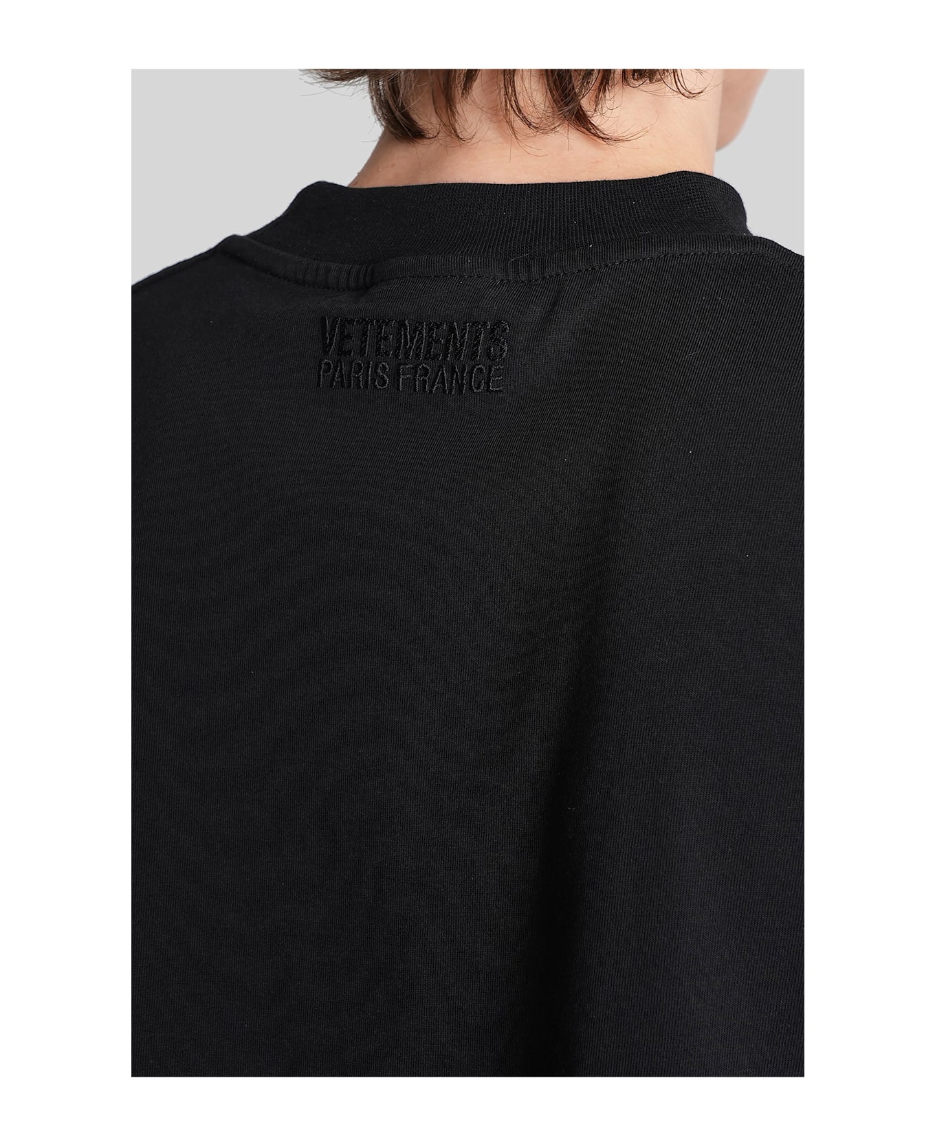 VETEMENTS T-shirt In Black Cotton - black