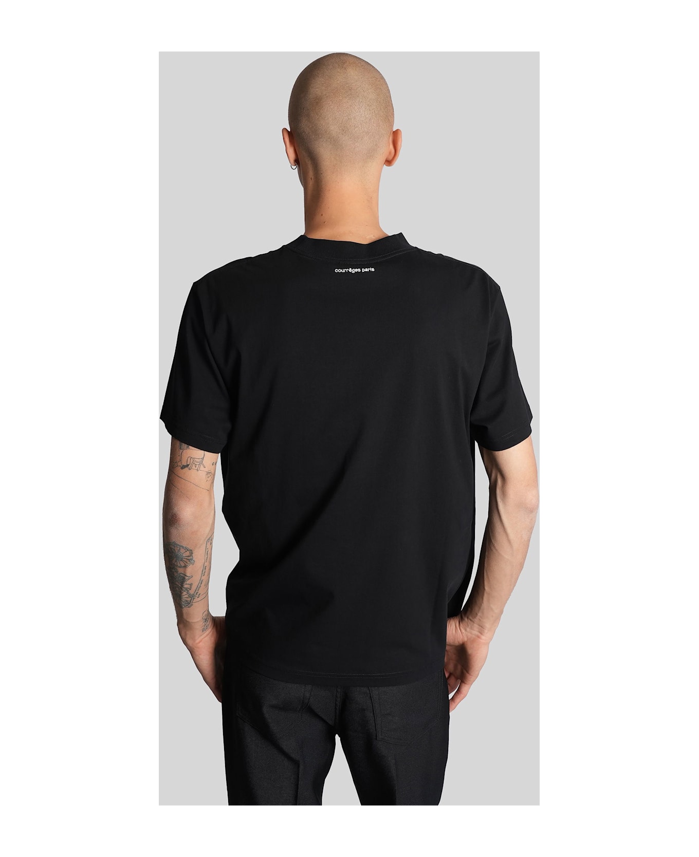 Courrèges T-shirt In Black Cotton - black
