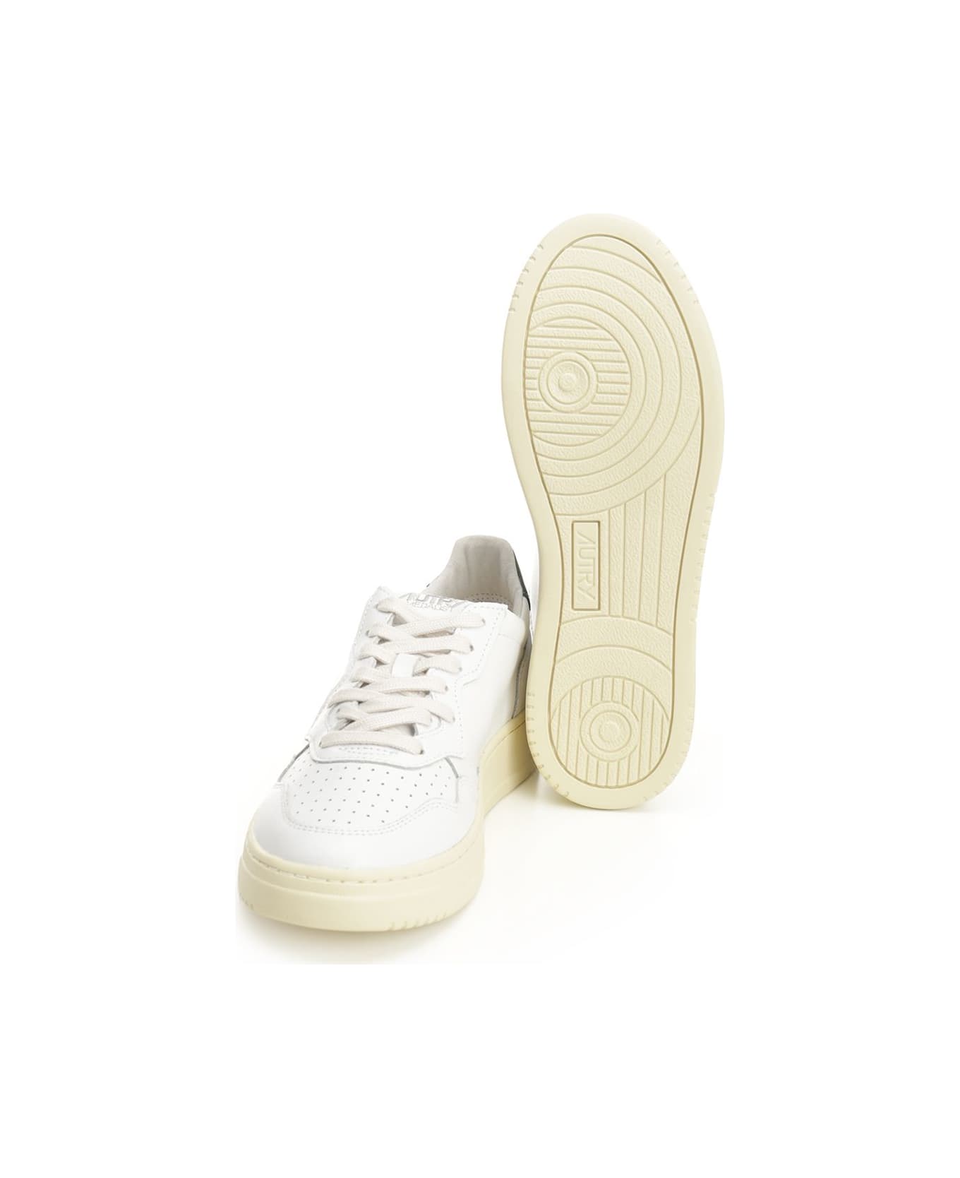 Autry 'medalist Low' Sneaker - Wht Mountain