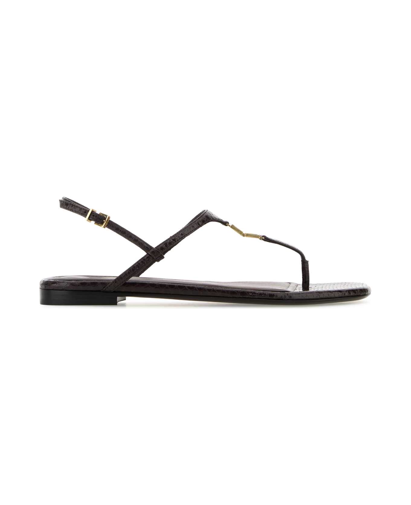 Fendi Chocolate Leather Fold Thong Sandals - BLACK PURPLE