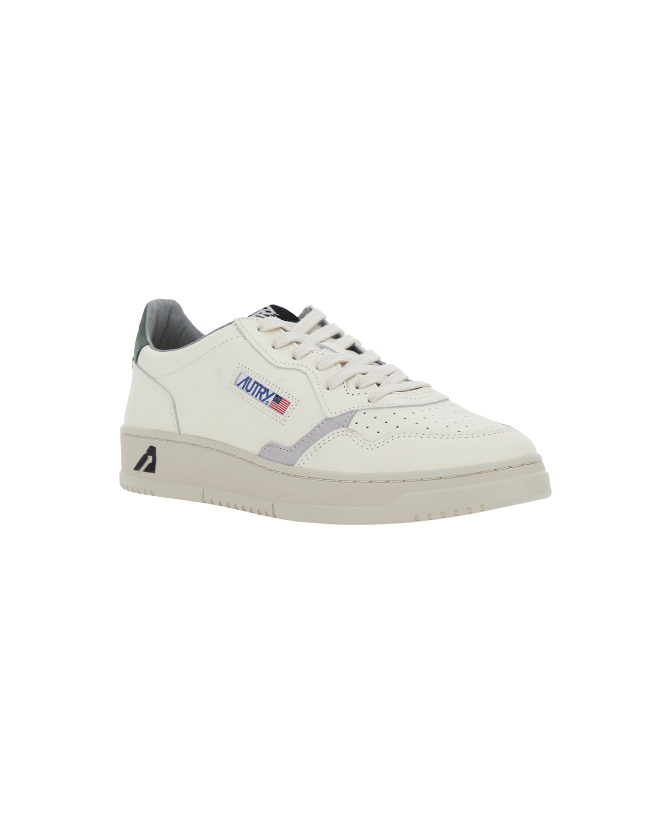 Autry 'medalist' White Low Top Sneakers With Logo Patch On Tongue And Side And Logo Lettering On The Heel In Leather Man - White