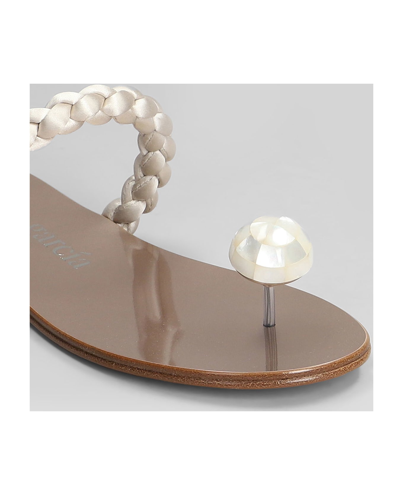 Pedro Garcia Pipa Flats In White Satin - white
