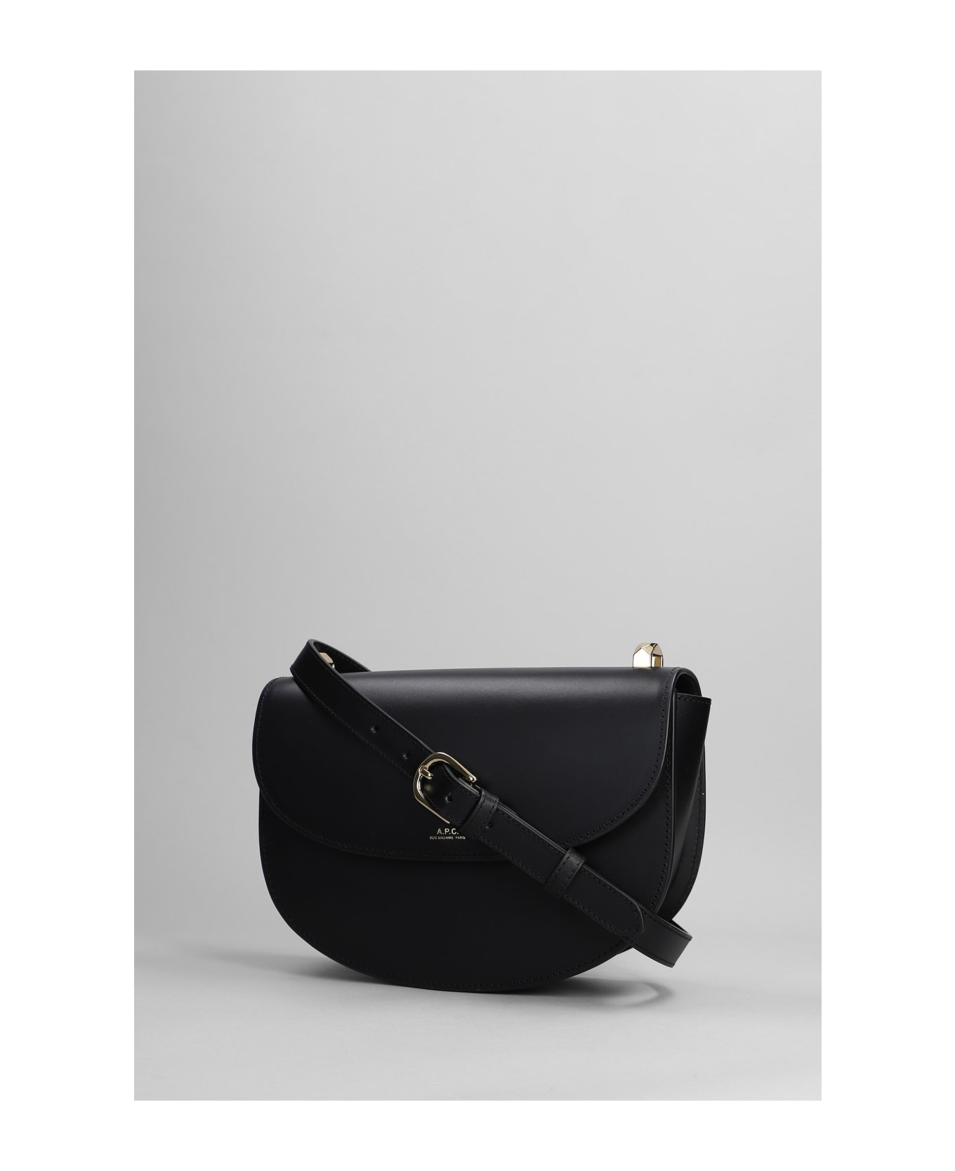 A.P.C. Geneve Shoulder Bag In Black Leather - black