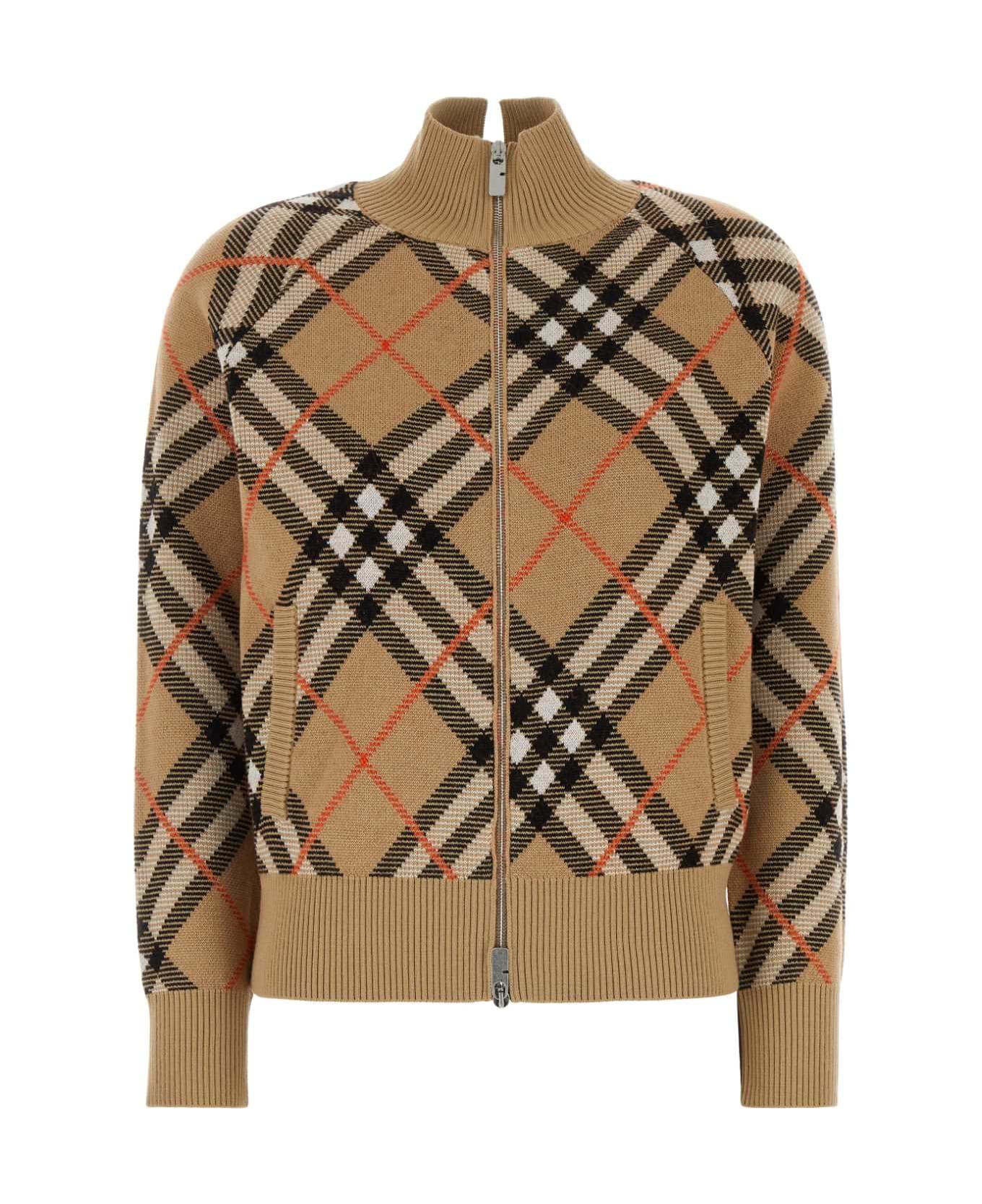 Burberry 
check
 Beige Wool Sweater - SANDIPCHECK