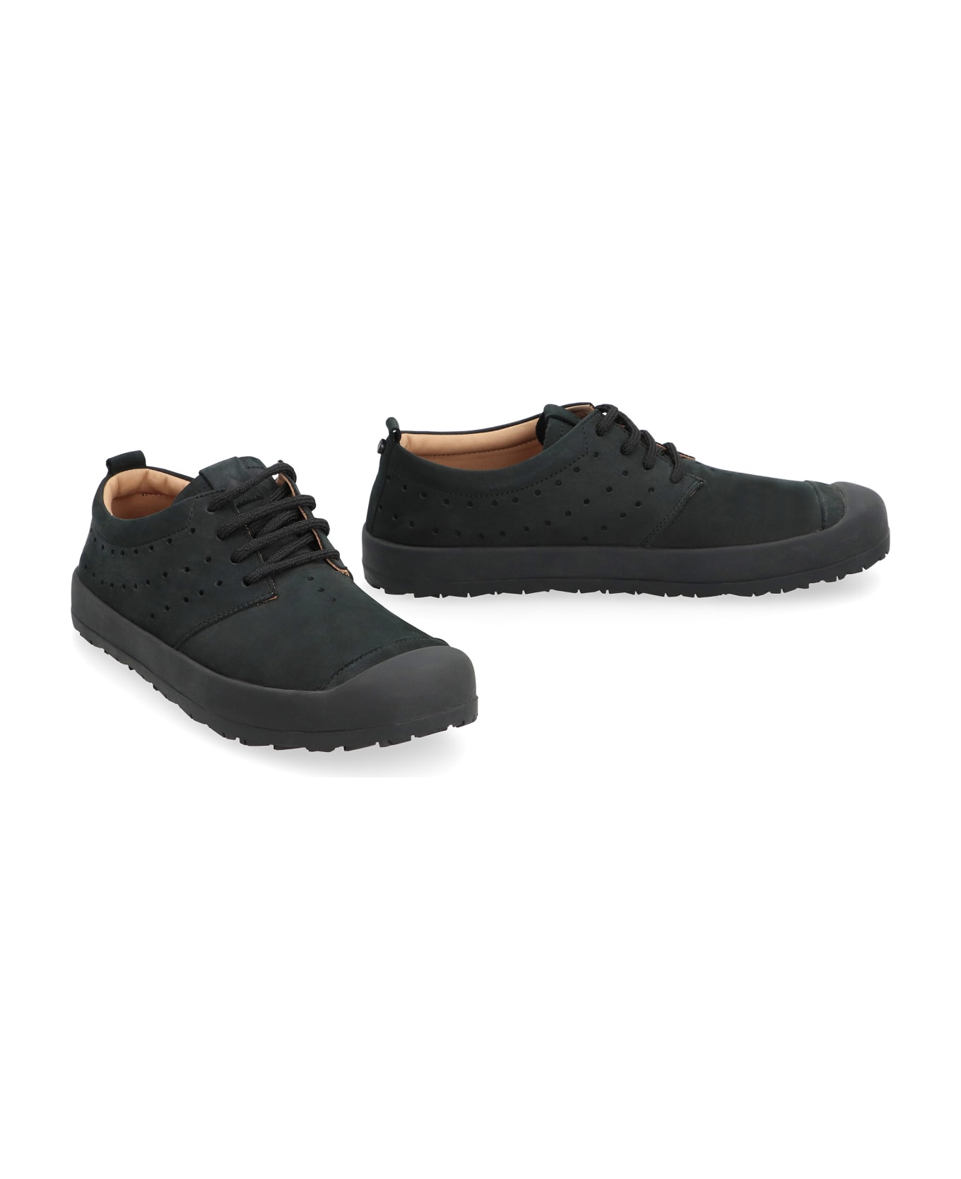 Volta Suede Low-top Sneakers - black