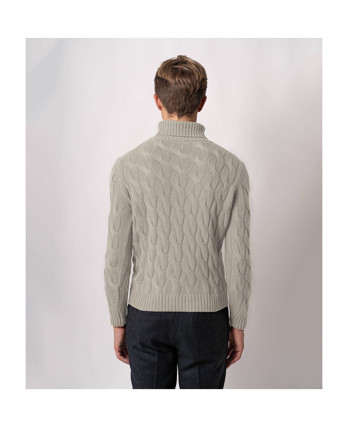 Larusmiani Turtleneck Sweater Col Du Pillon Sweater - Beige