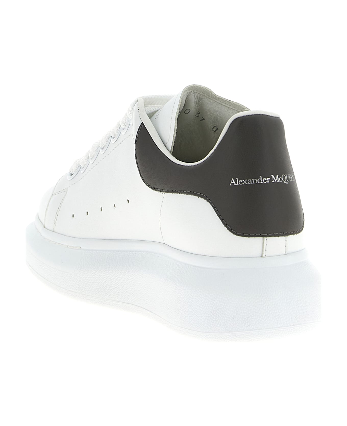 スニーカー alexander mcqueen FW25 'Larry' sneakers (553770WIAEE 9153) Alexander McQueen 'larry' Sneakers | italist