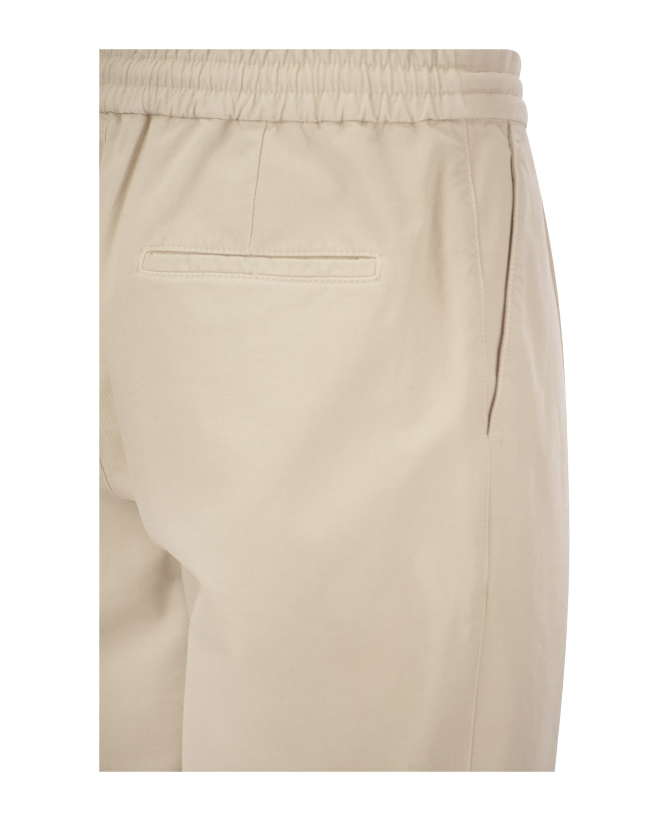 Brunello Cucinelli Leisure Fit Cotton Gabardine Trousers With Drawstring And Double Darts - Beige