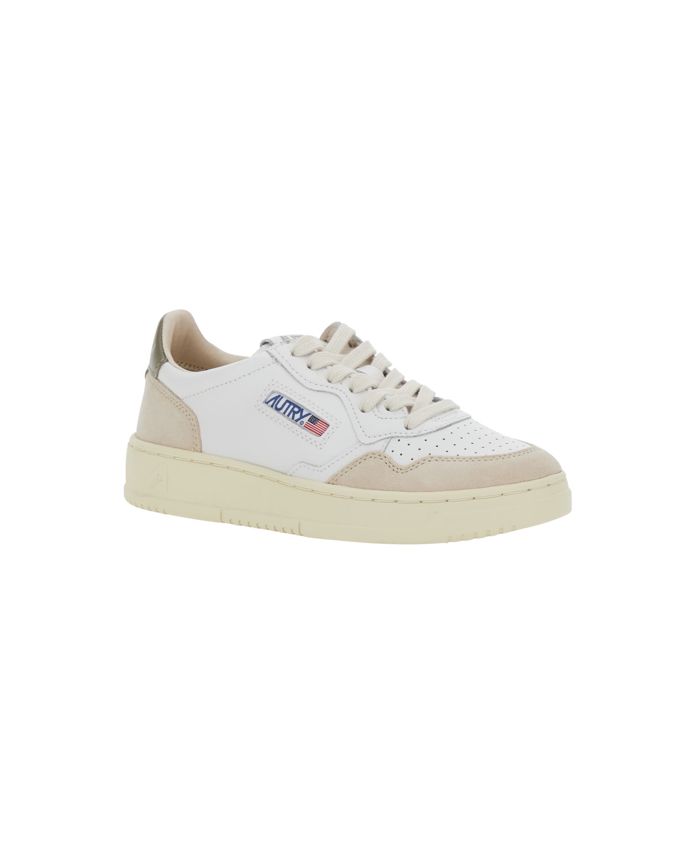 Autry 'medalist' White Low Top Sneakers With Logo Patch On Tongue And Side In Leather Blend Woman - White