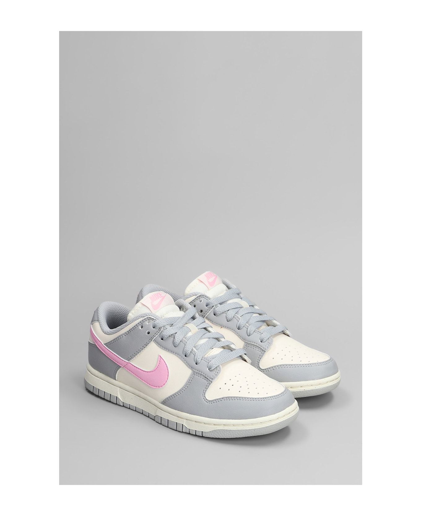 Nike Dunk Low Sneakers In Grey Leather - grey