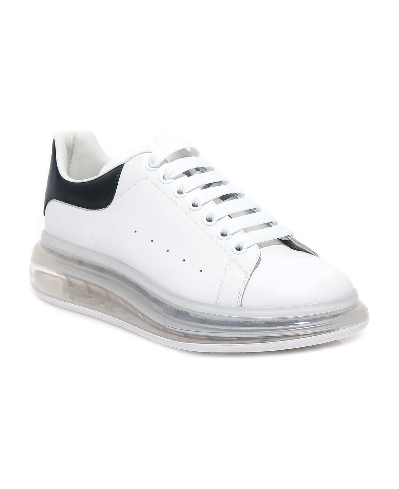 Alexander McQueen Sneaker Oversize Sneakers - White