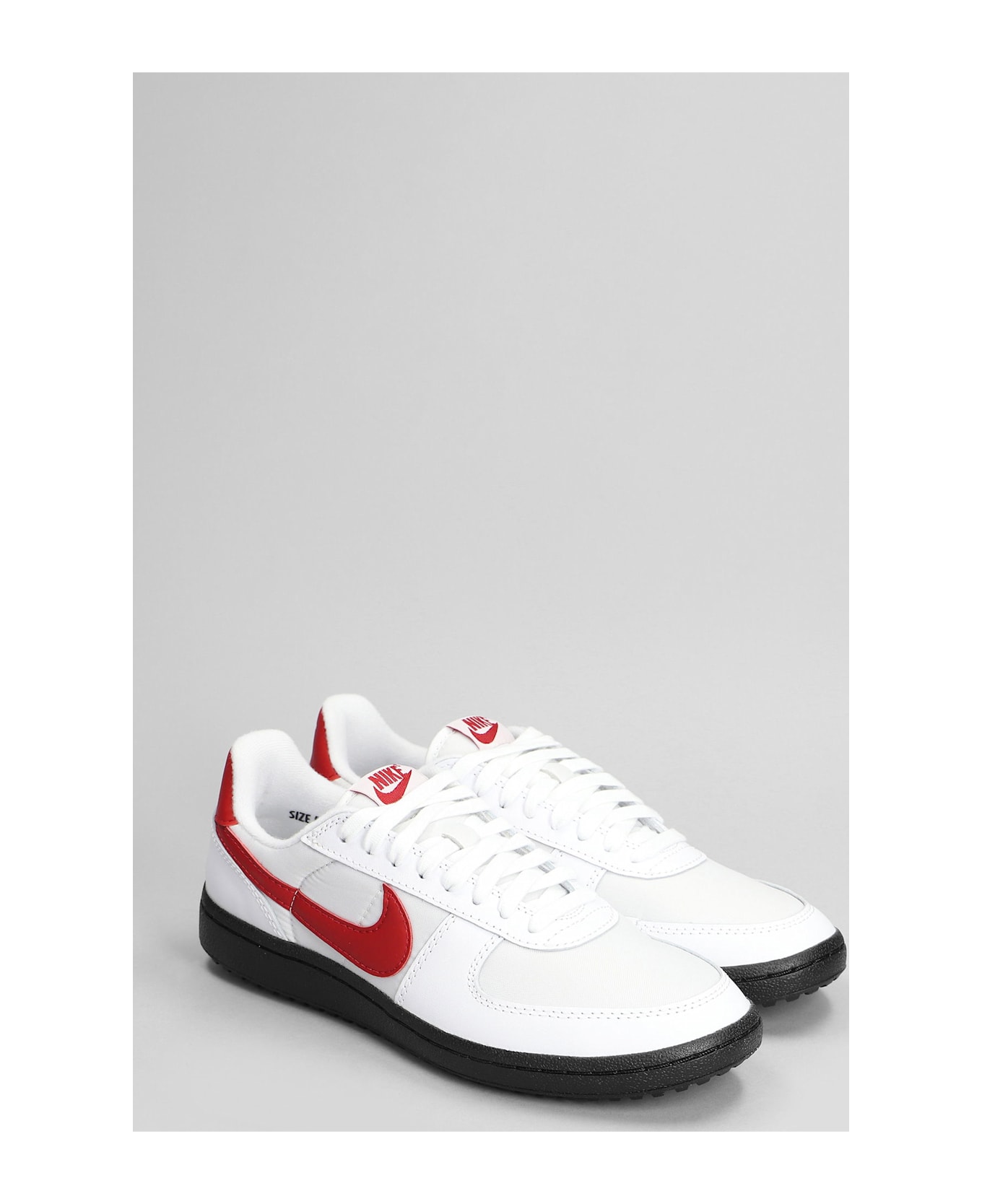 Nike Field General 82 Sp Sneakers In White Leather And Fabric - white