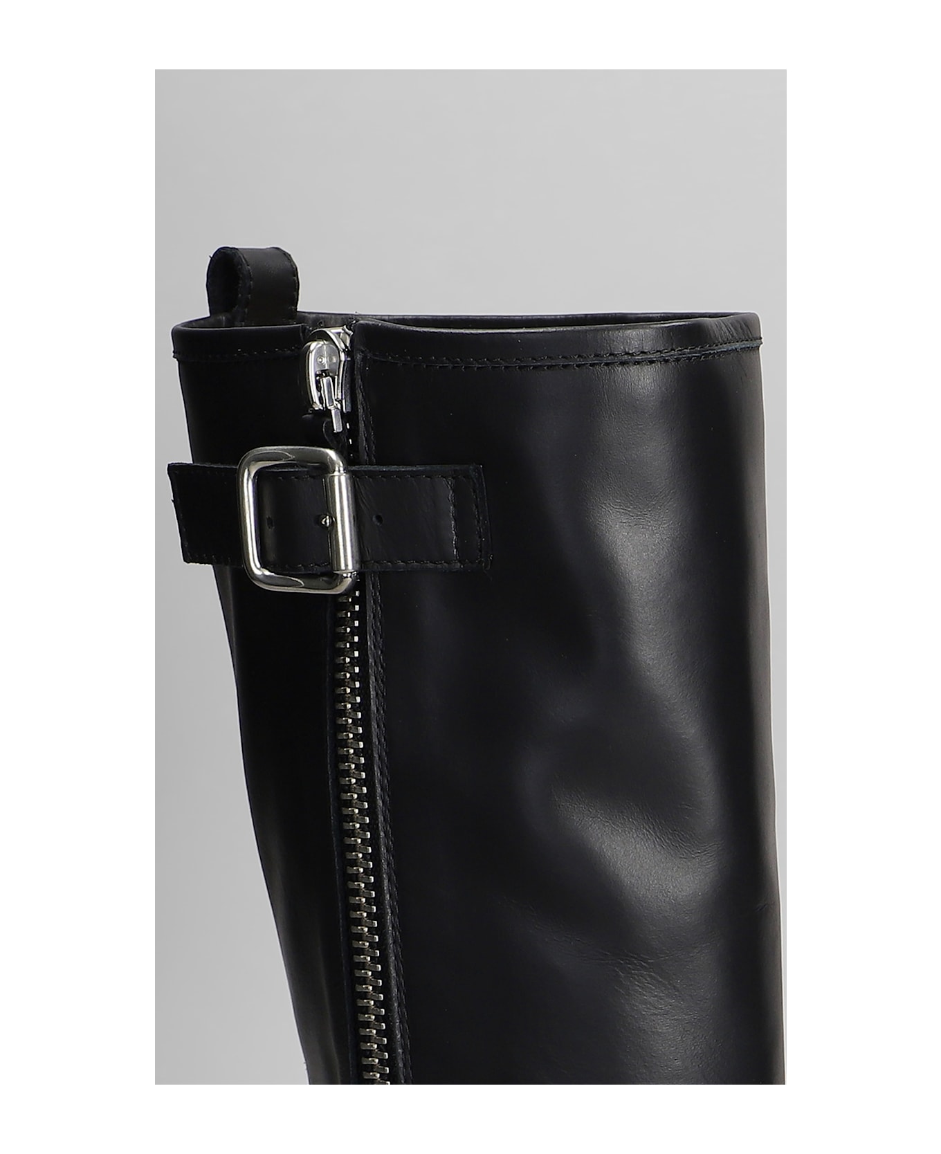 Via Roma 15 Low Heels Ankle Boots In Black Leather - black