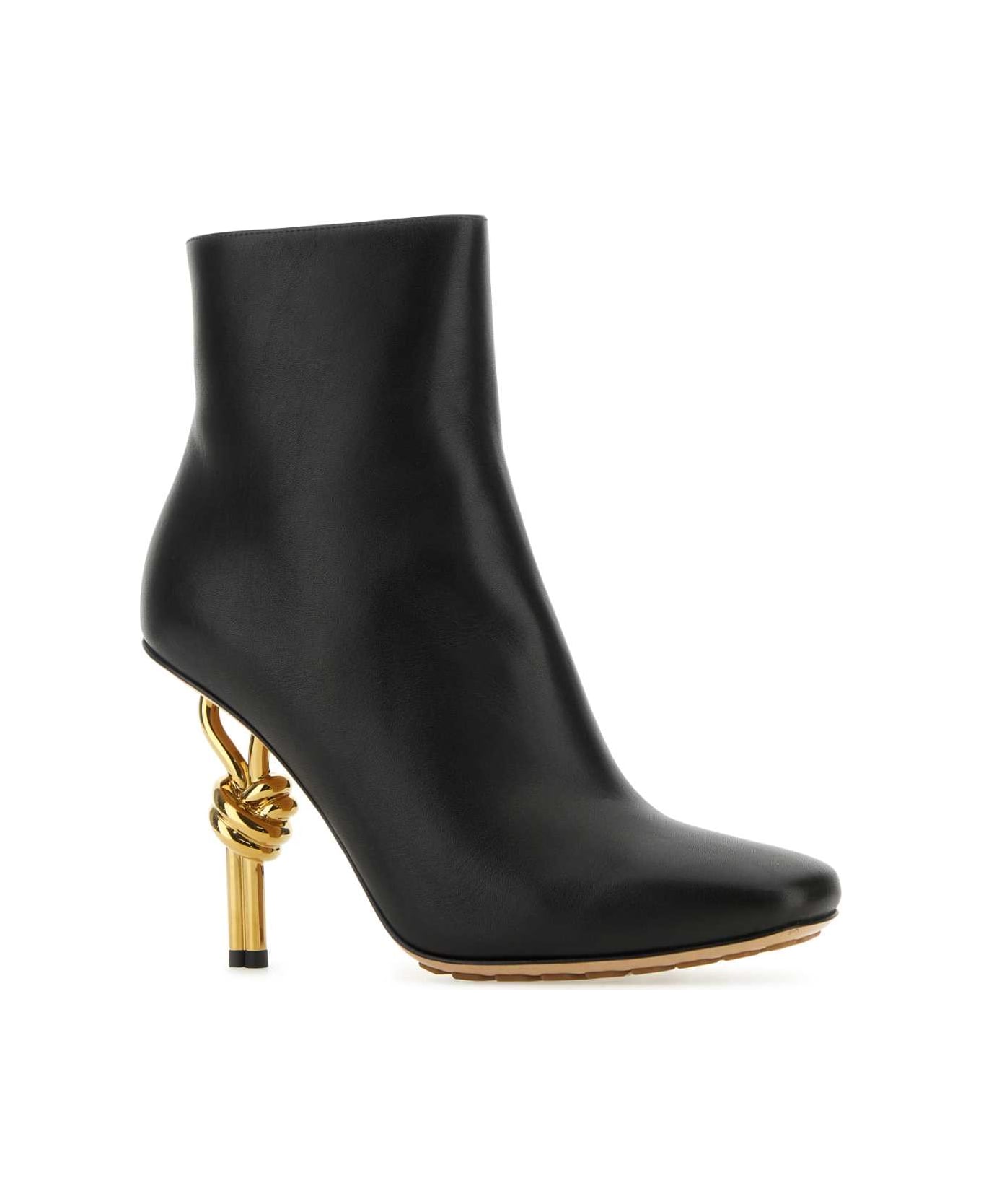 Bottega Veneta Black Leather Knot Ankle Boots - Black