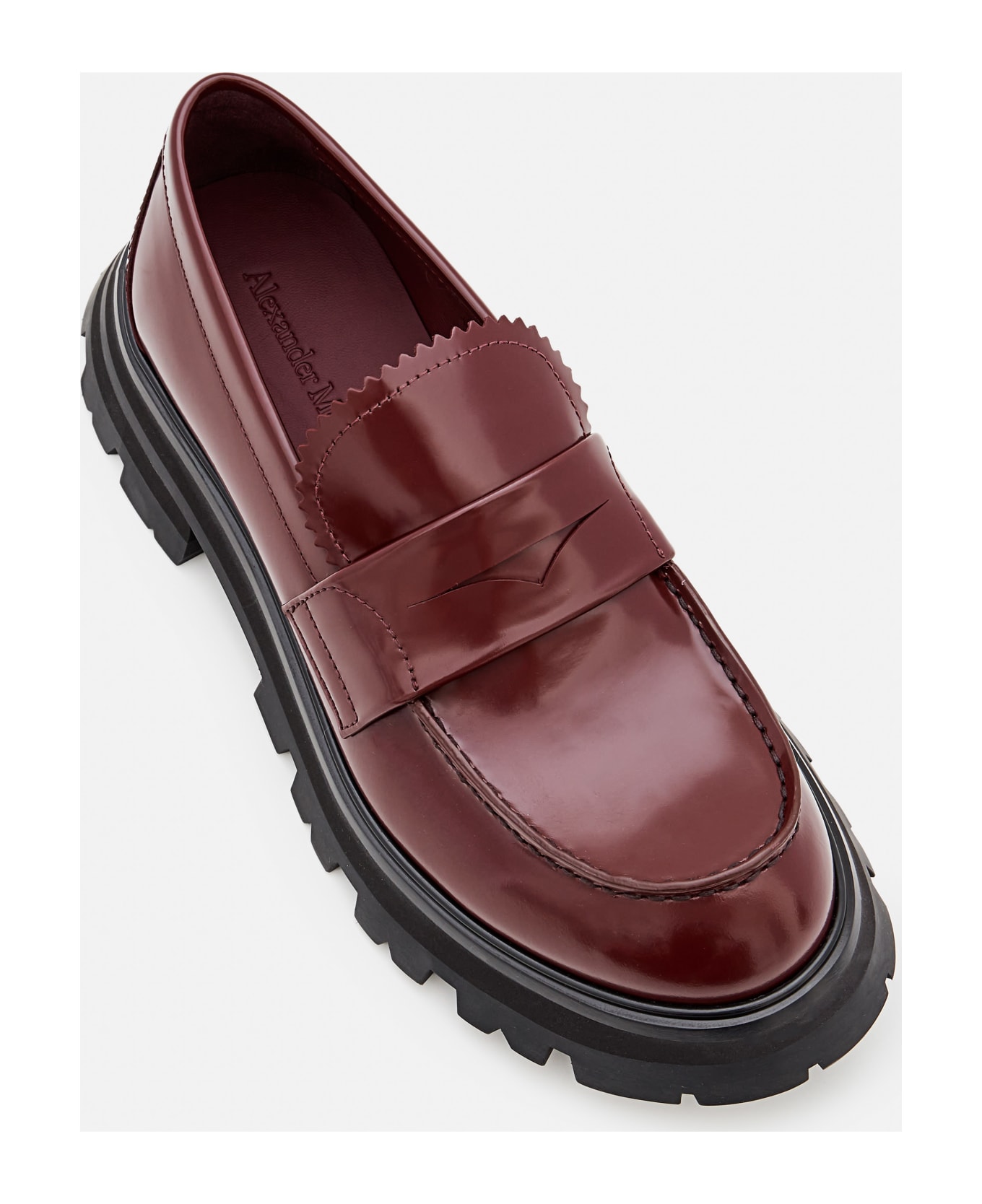 Alexander McQueen Leather Loafers - Red フラットシューズ